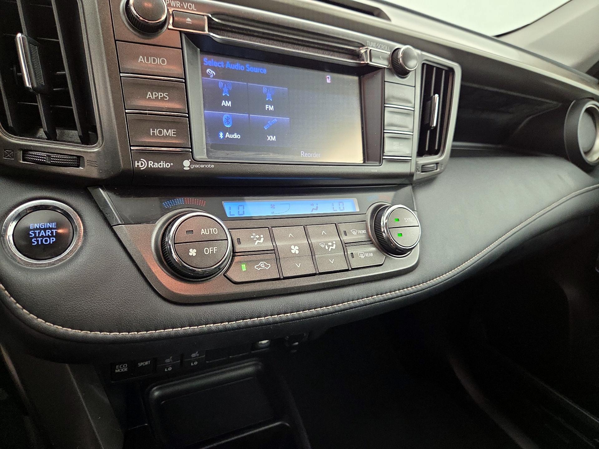 Thumbnail: 2015 Toyota RAV4 - 16