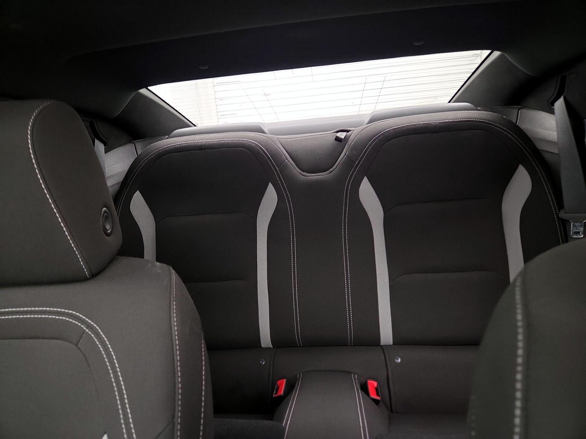 Thumbnail: 2019 Chevrolet Camaro - 18