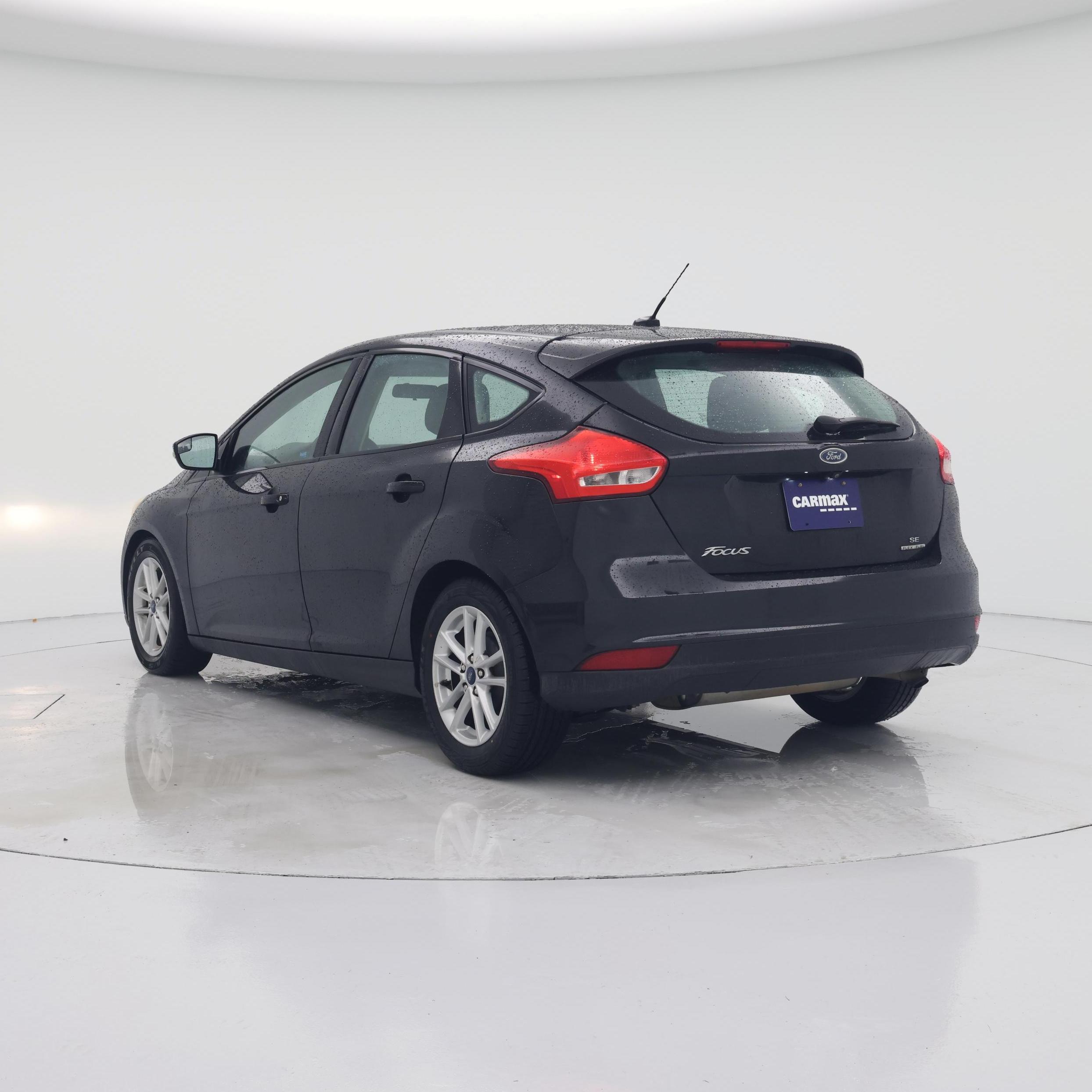 Thumbnail: 2015 Ford Focus - 2