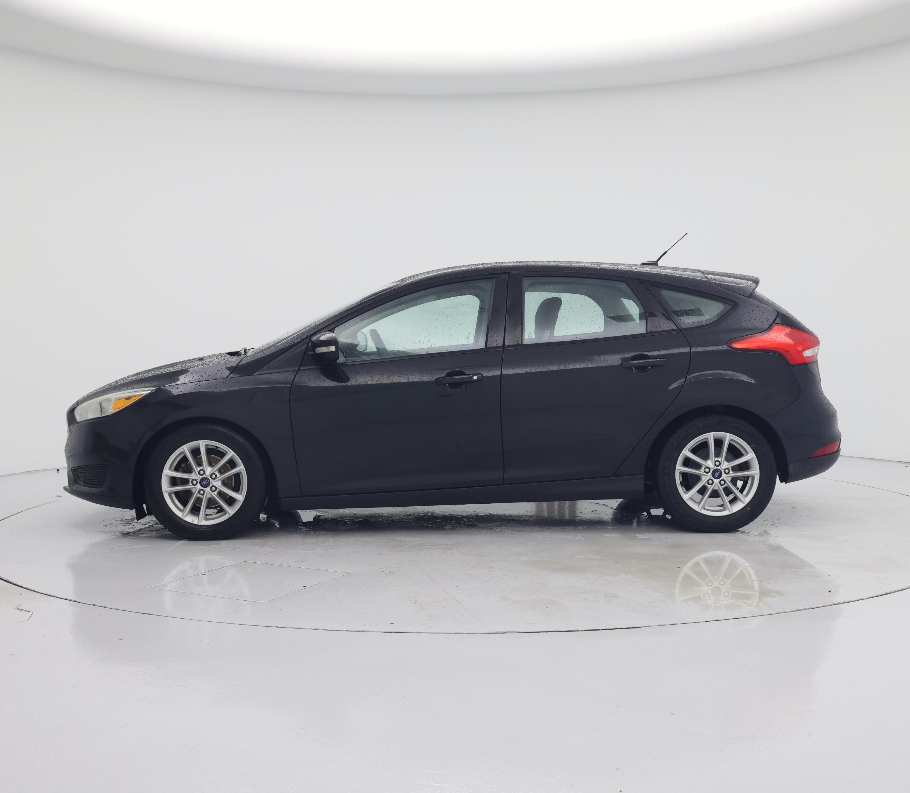 Thumbnail: 2015 Ford Focus - 3
