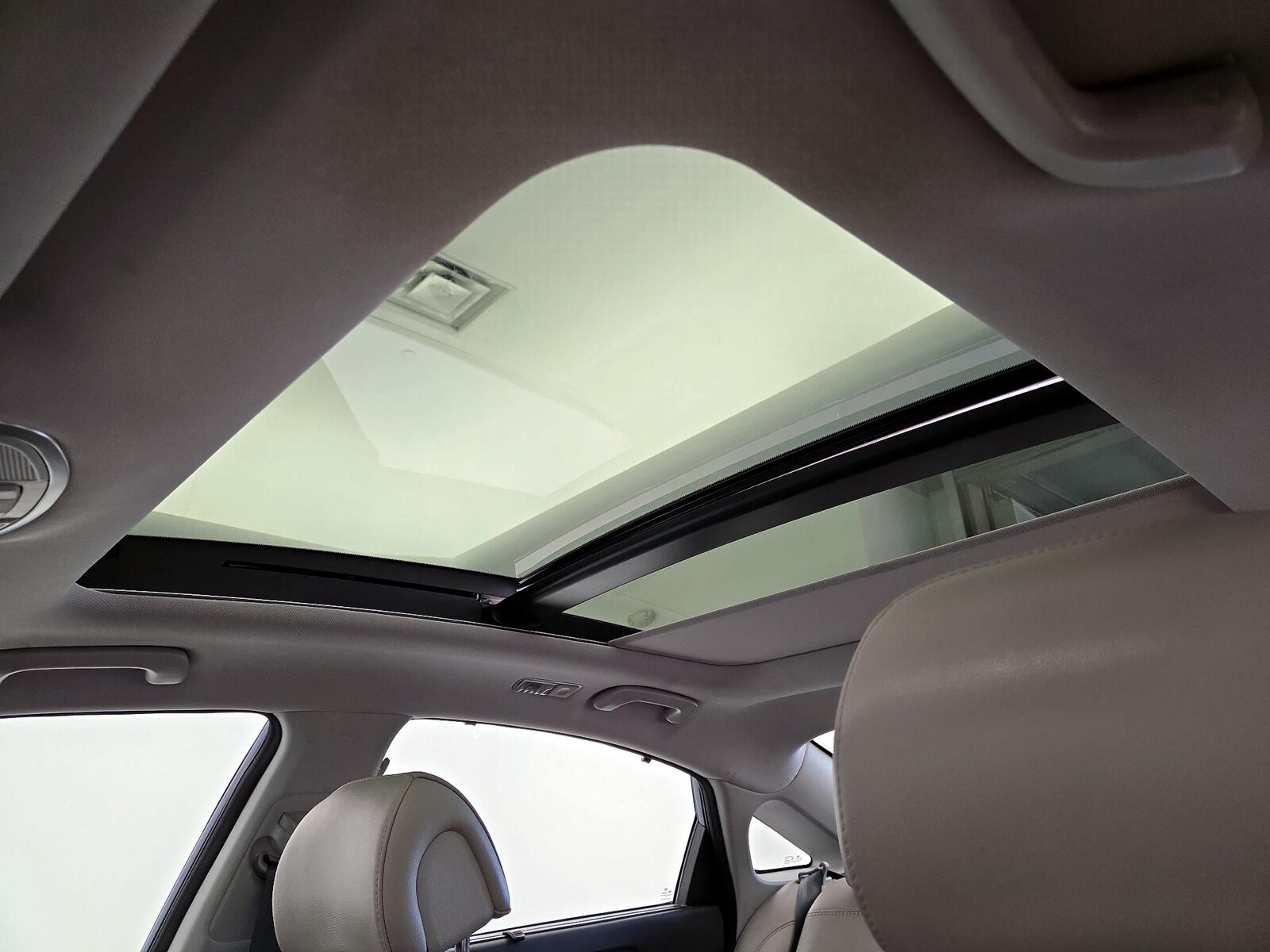 Panoramic Sunroof