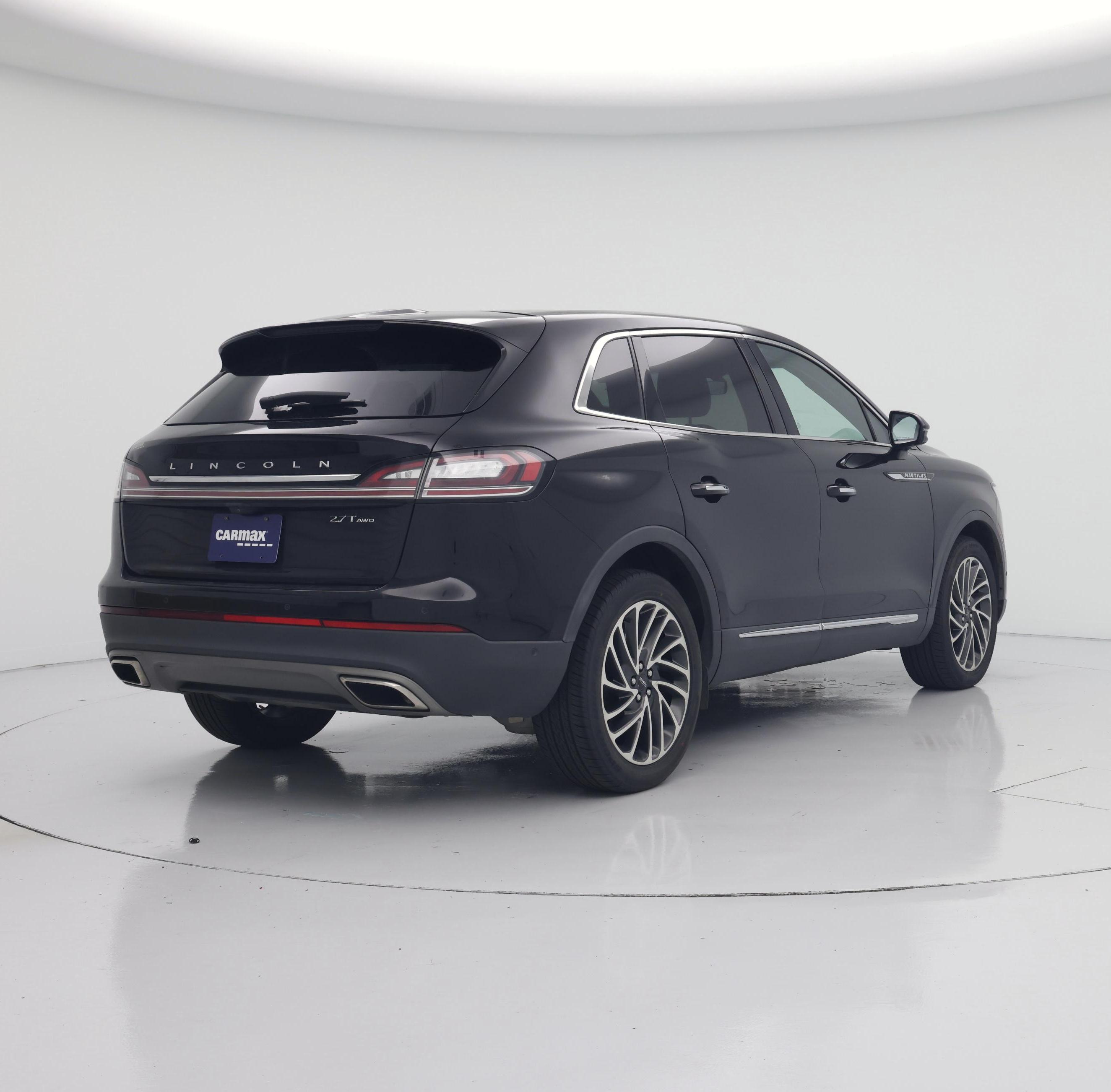 Thumbnail: 2019 Lincoln Nautilus - 8