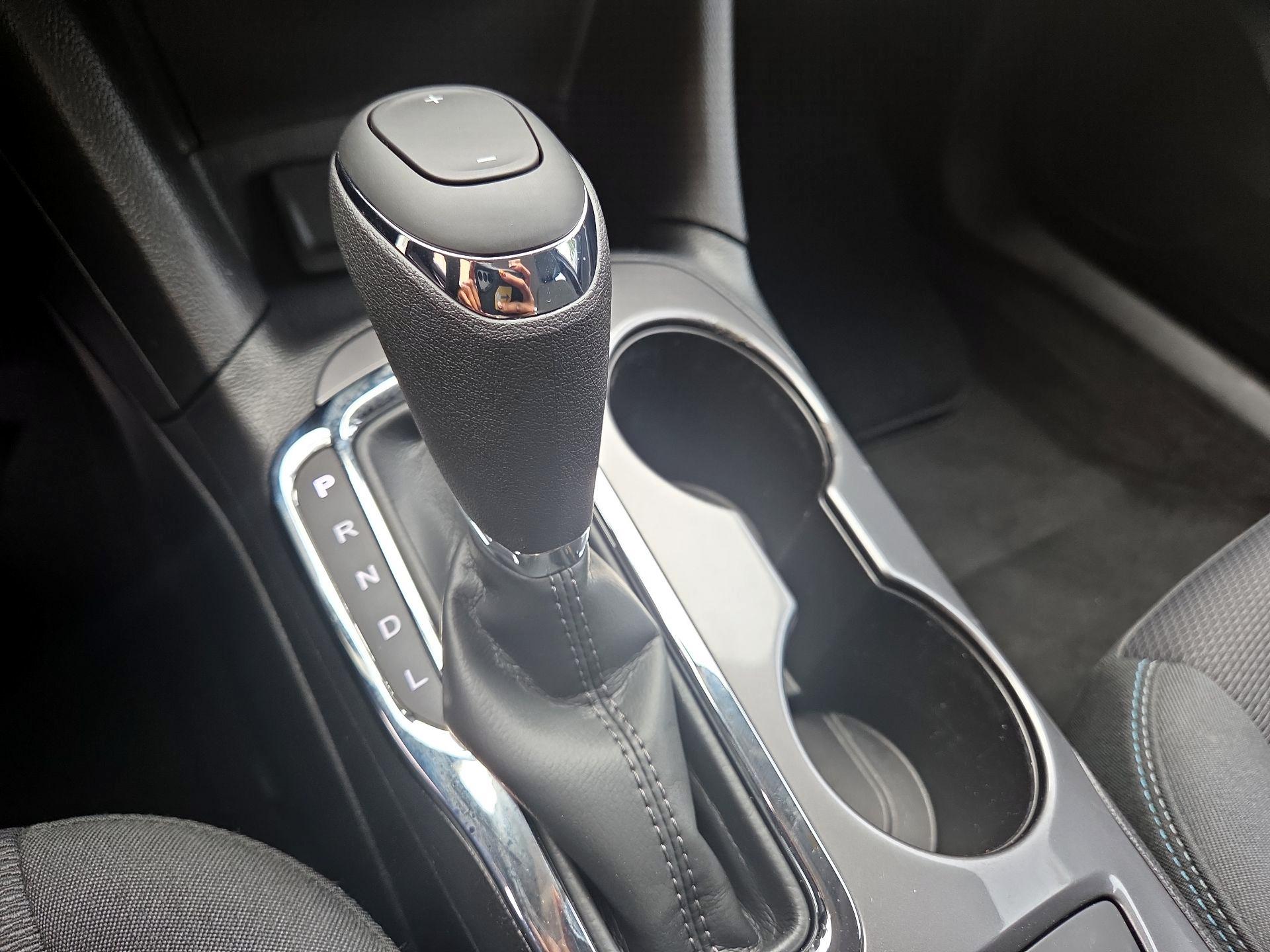 Thumbnail: 2018 Chevrolet Cruze - 17