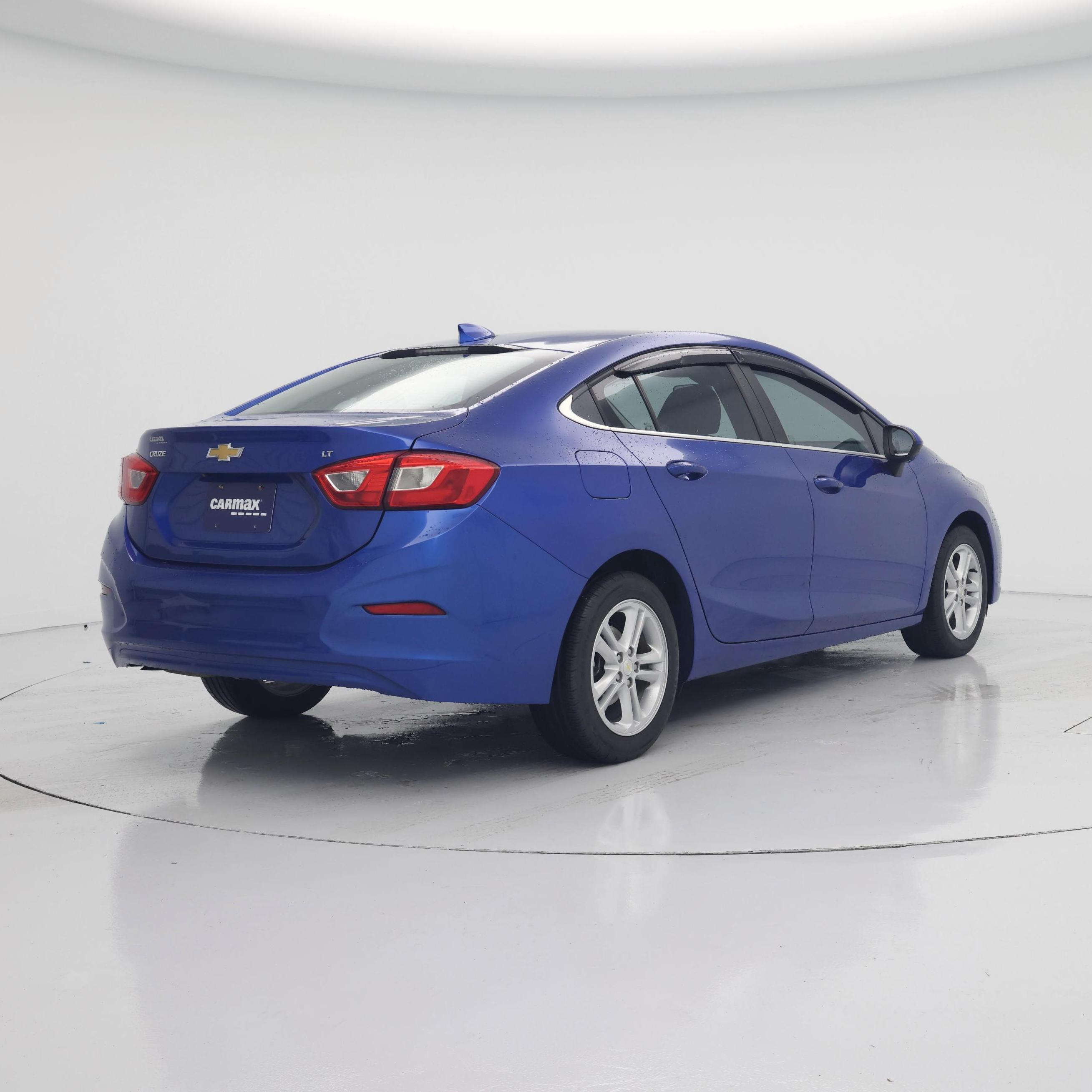 Thumbnail: 2018 Chevrolet Cruze - 8