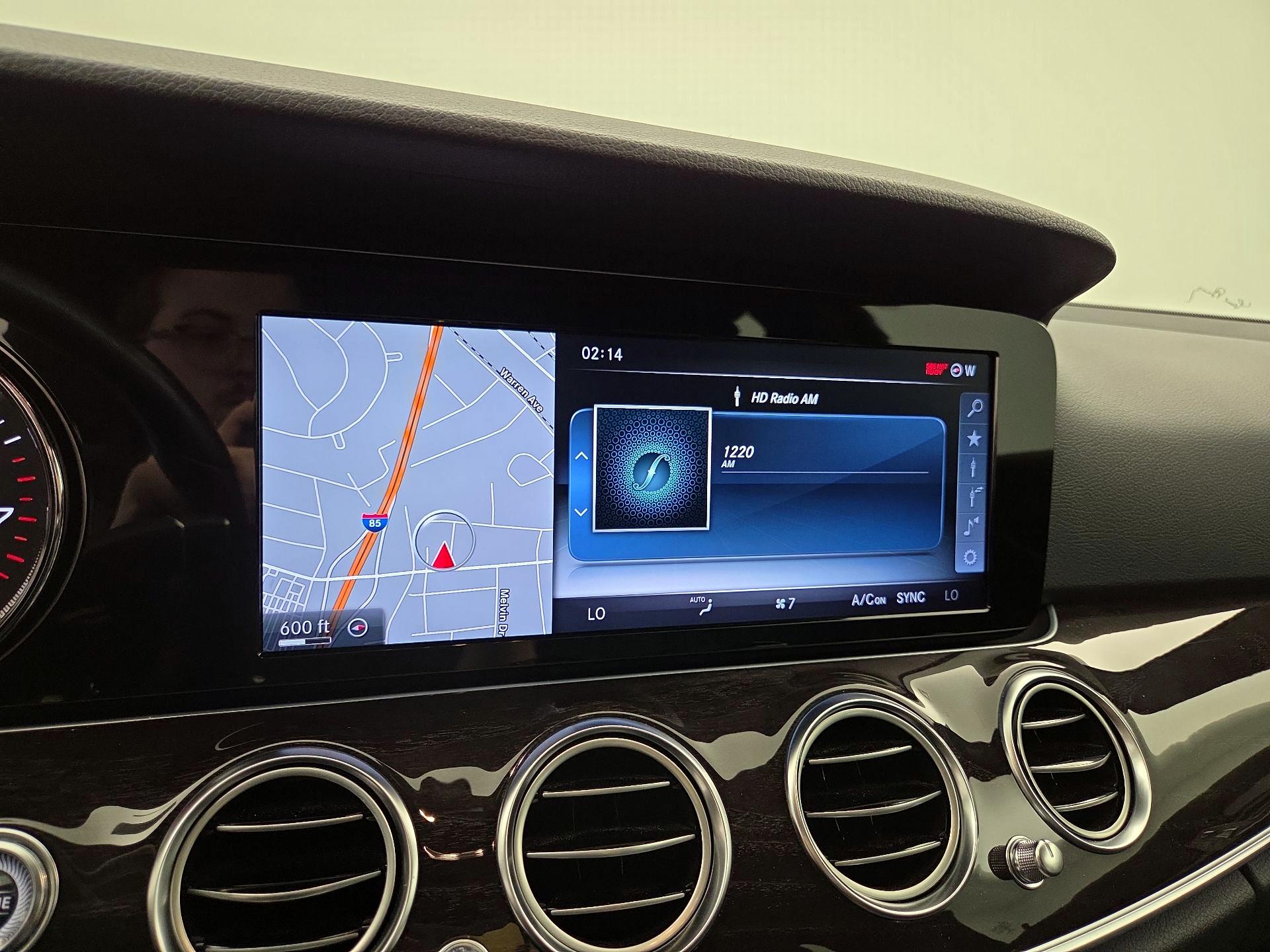 Thumbnail: 2017 Mercedes-Benz E-Class - 14