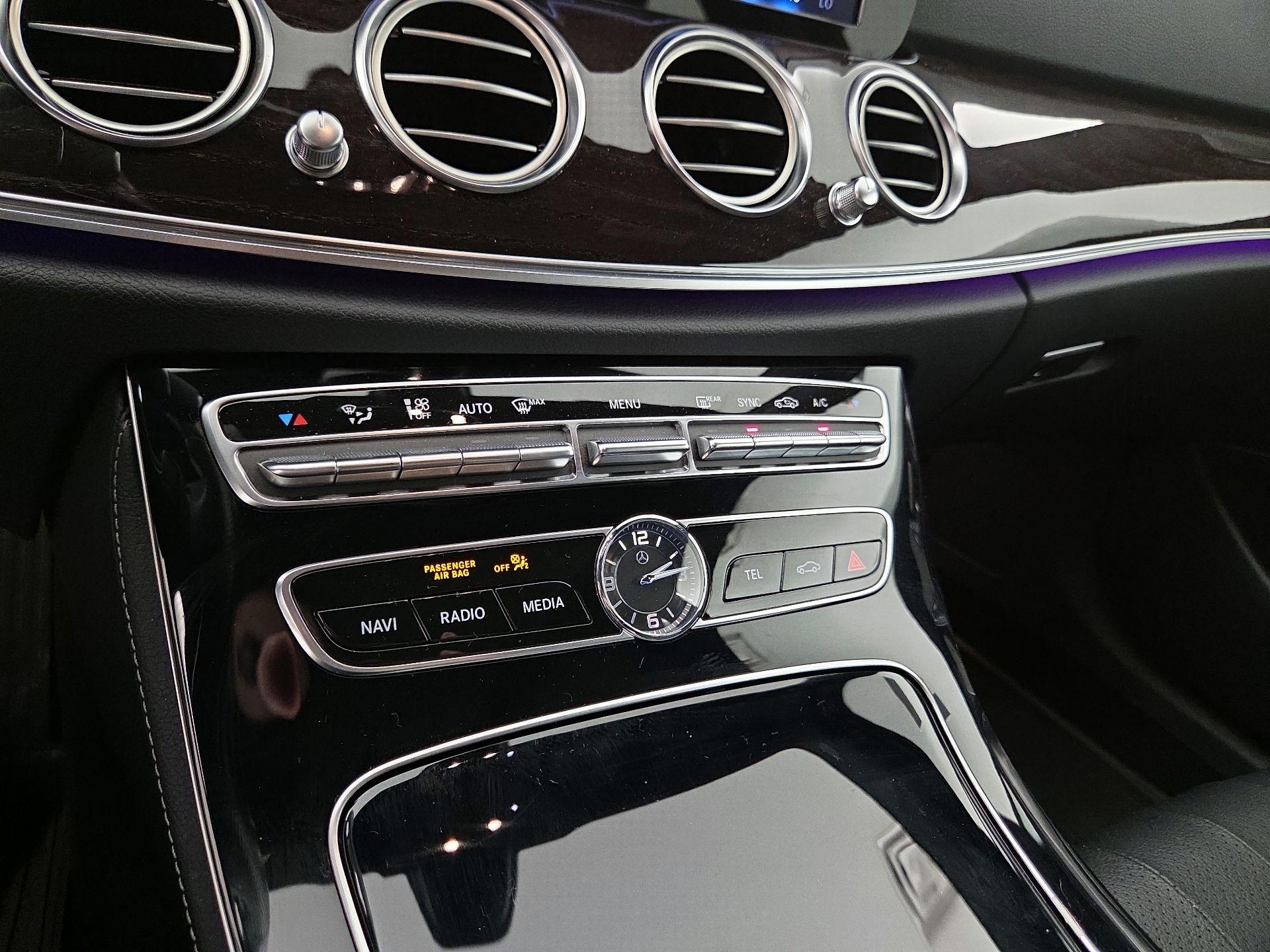 Thumbnail: 2017 Mercedes-Benz E-Class - 17