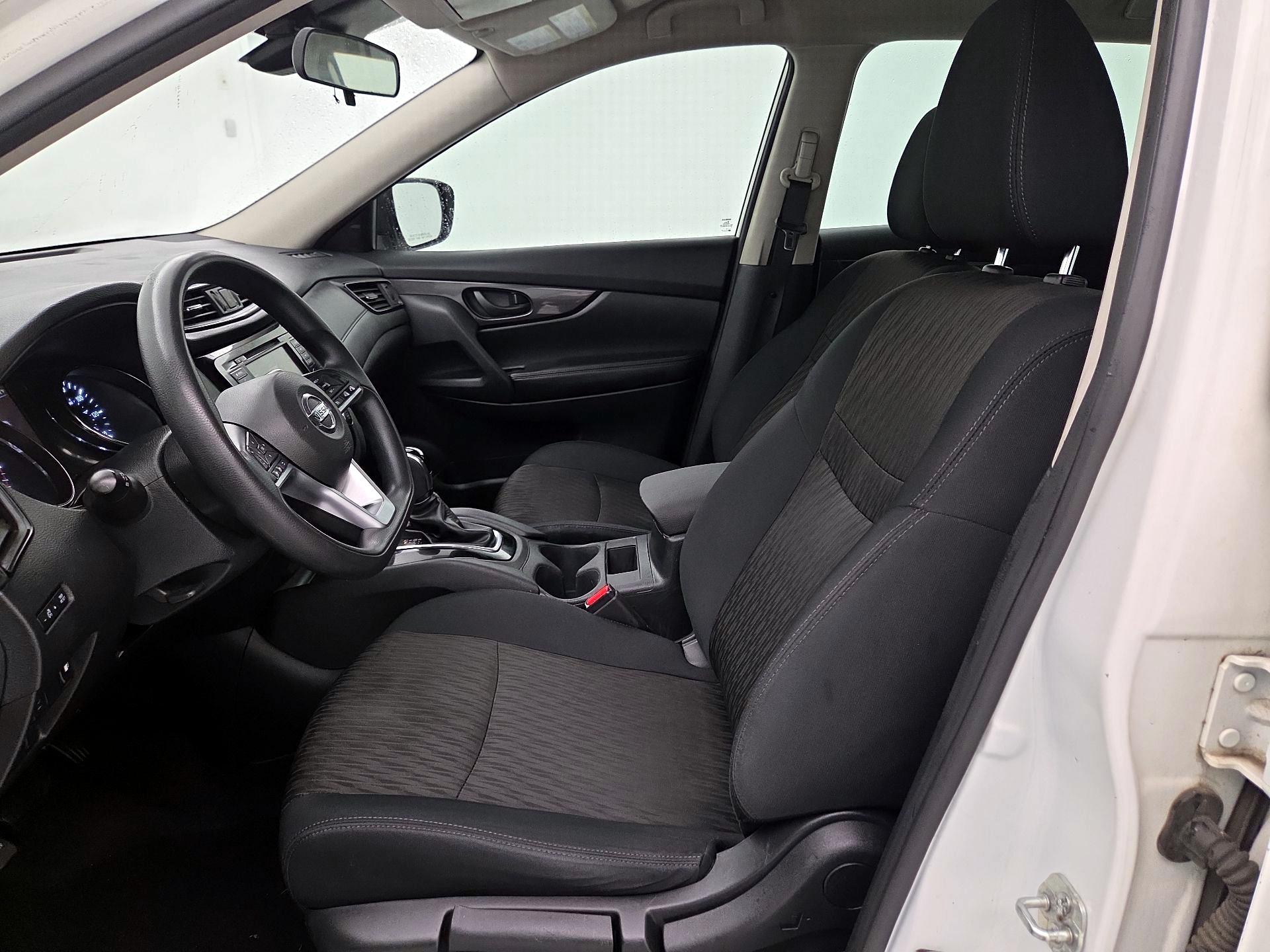 Thumbnail: 2019 Nissan Rogue - 11