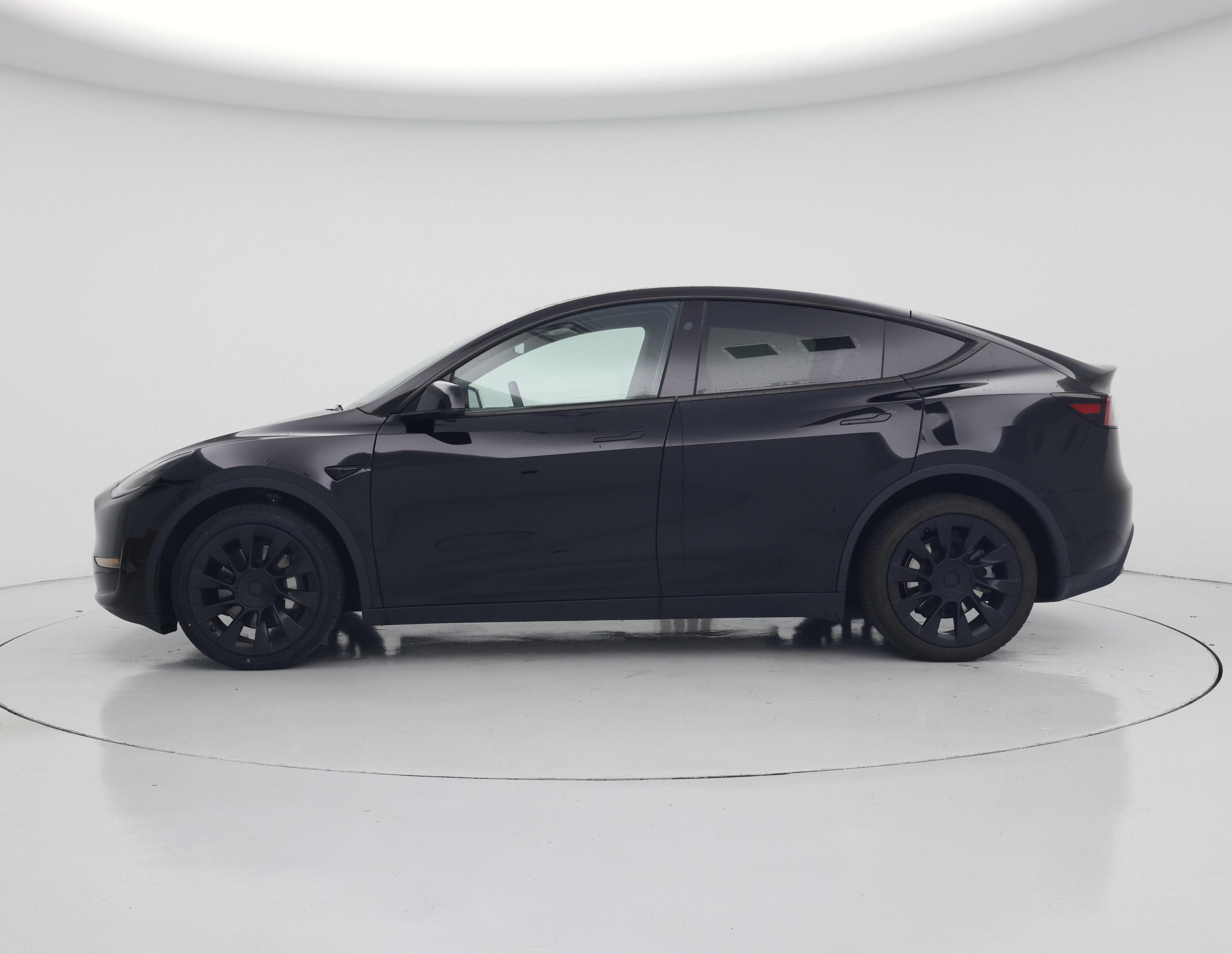 Thumbnail: 2023 Tesla Model Y - 3