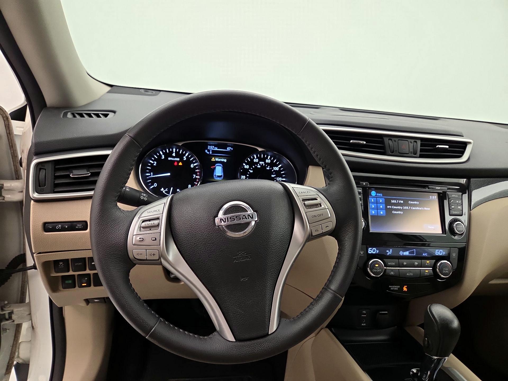 Thumbnail: 2016 Nissan Rogue - 10