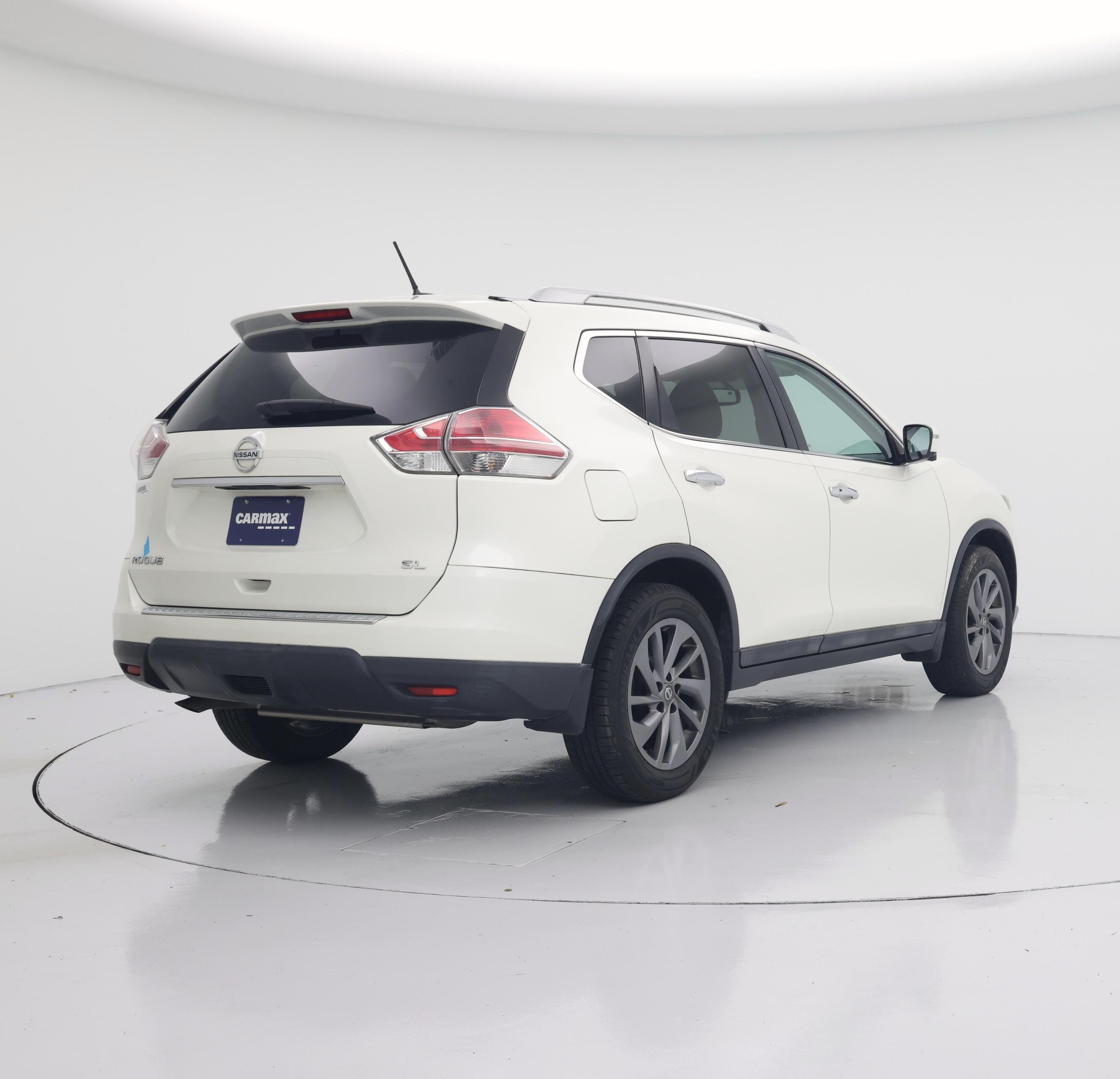 Thumbnail: 2016 Nissan Rogue - 8