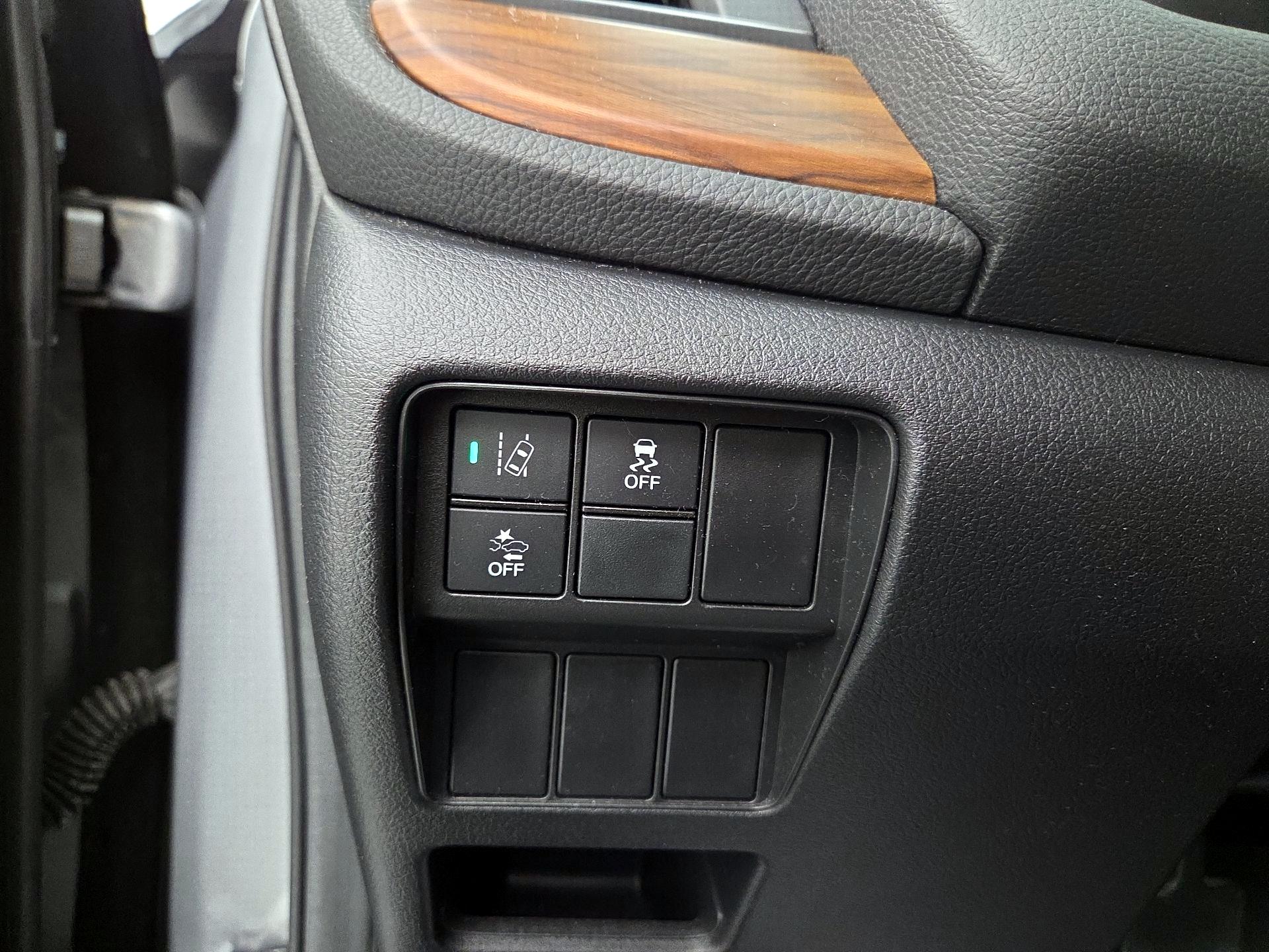 Thumbnail: 2018 Honda CR-V - 13