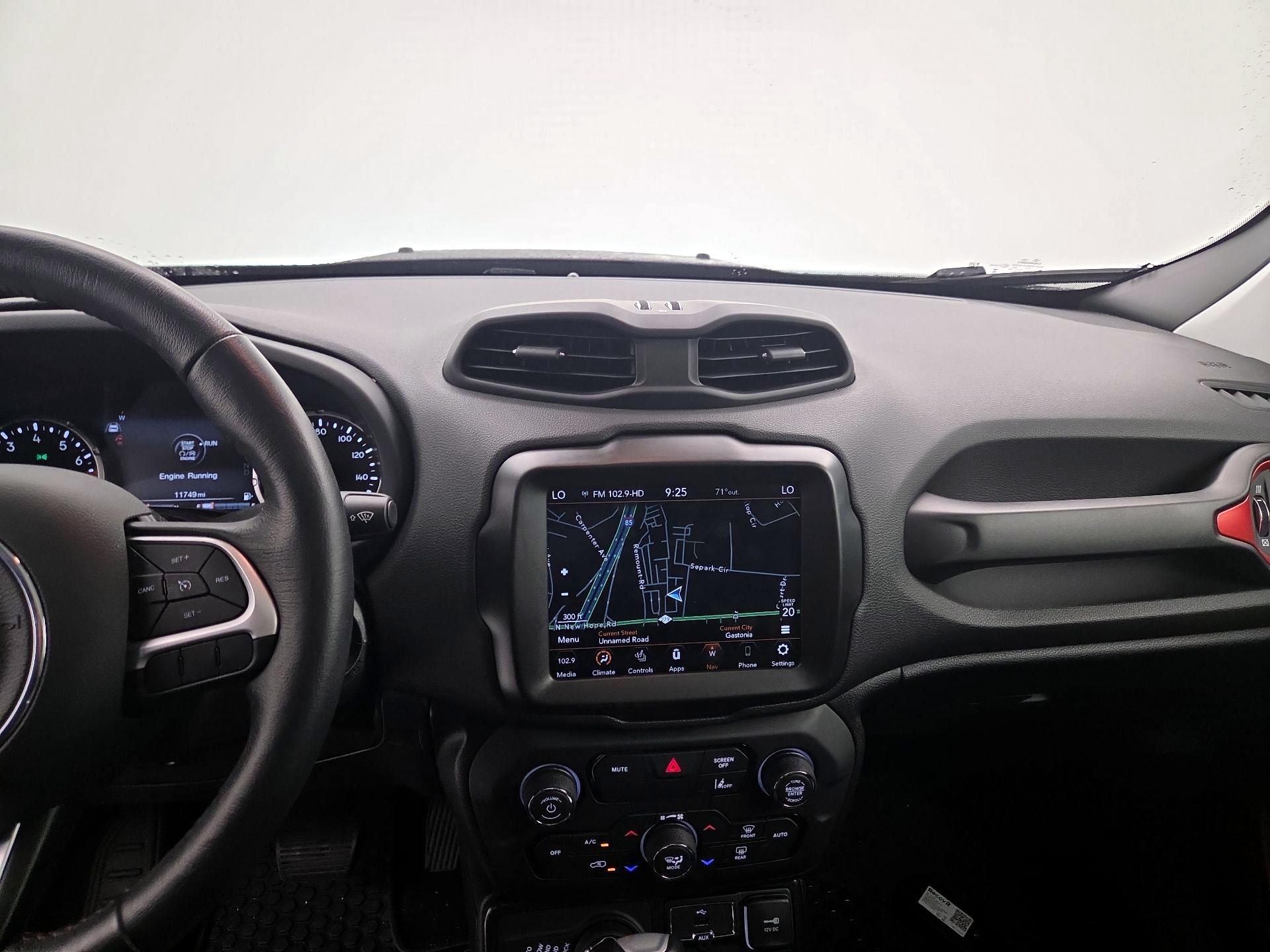 Thumbnail: 2023 Jeep Renegade - 9