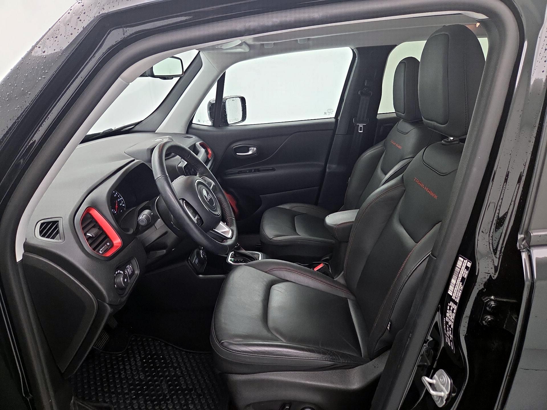 Thumbnail: 2023 Jeep Renegade - 11