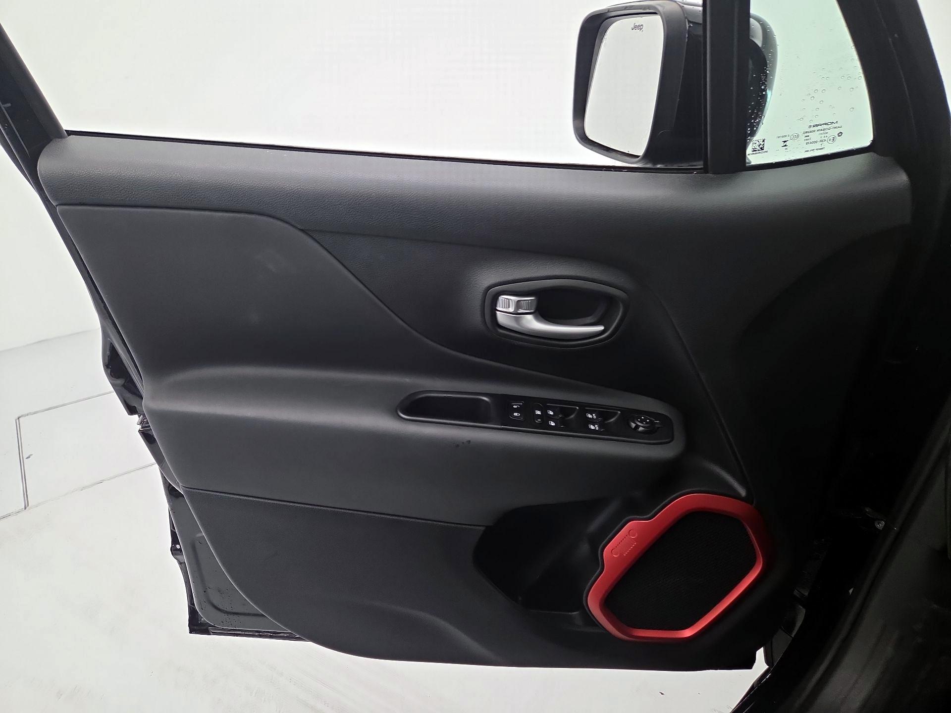 Thumbnail: 2023 Jeep Renegade - 12