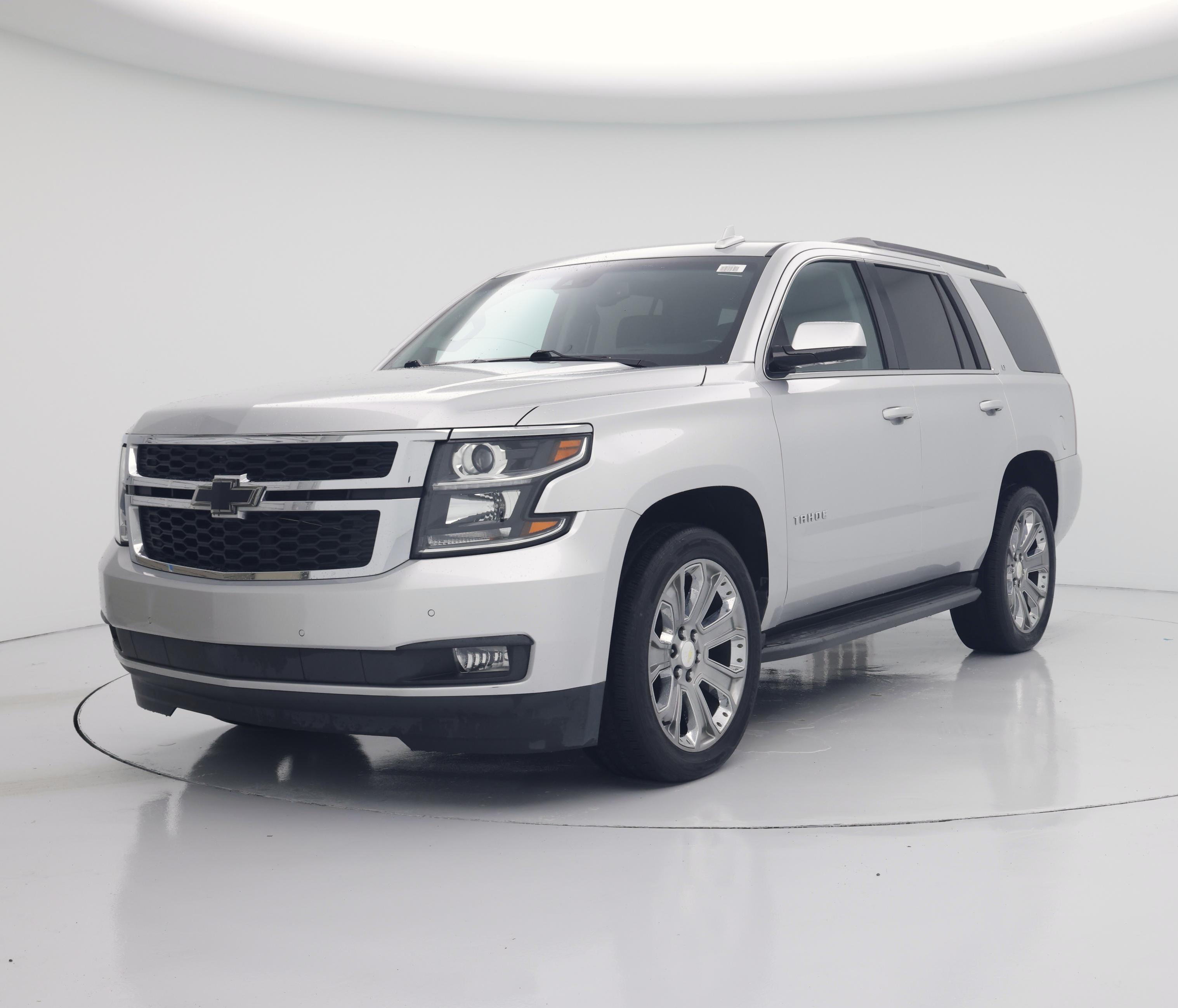 Thumbnail: 2018 Chevrolet Tahoe - 4