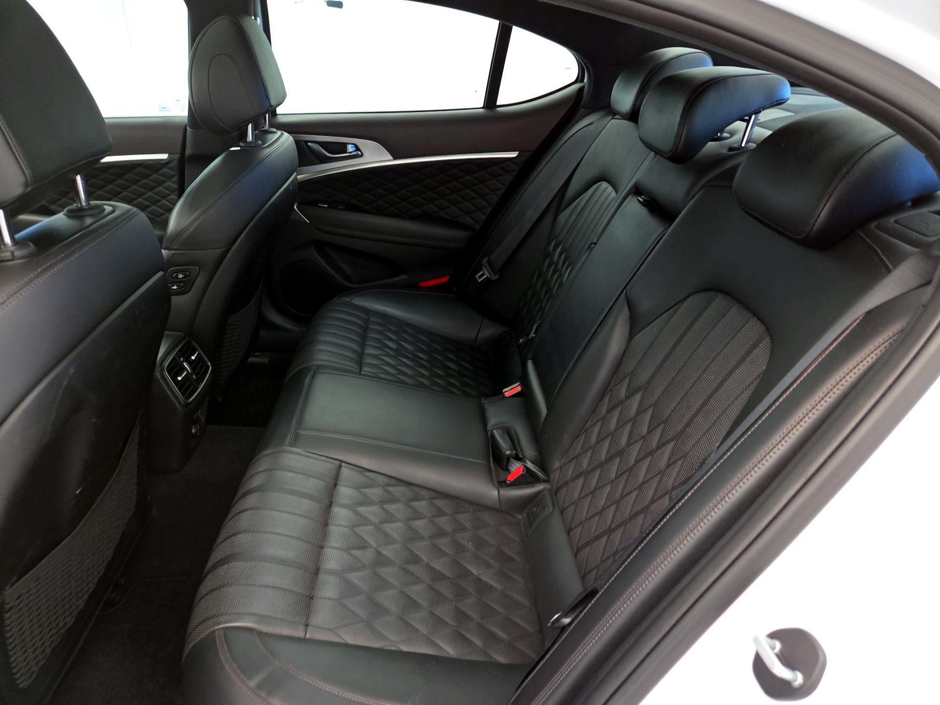 Thumbnail: 2019 Genesis G70 - 20