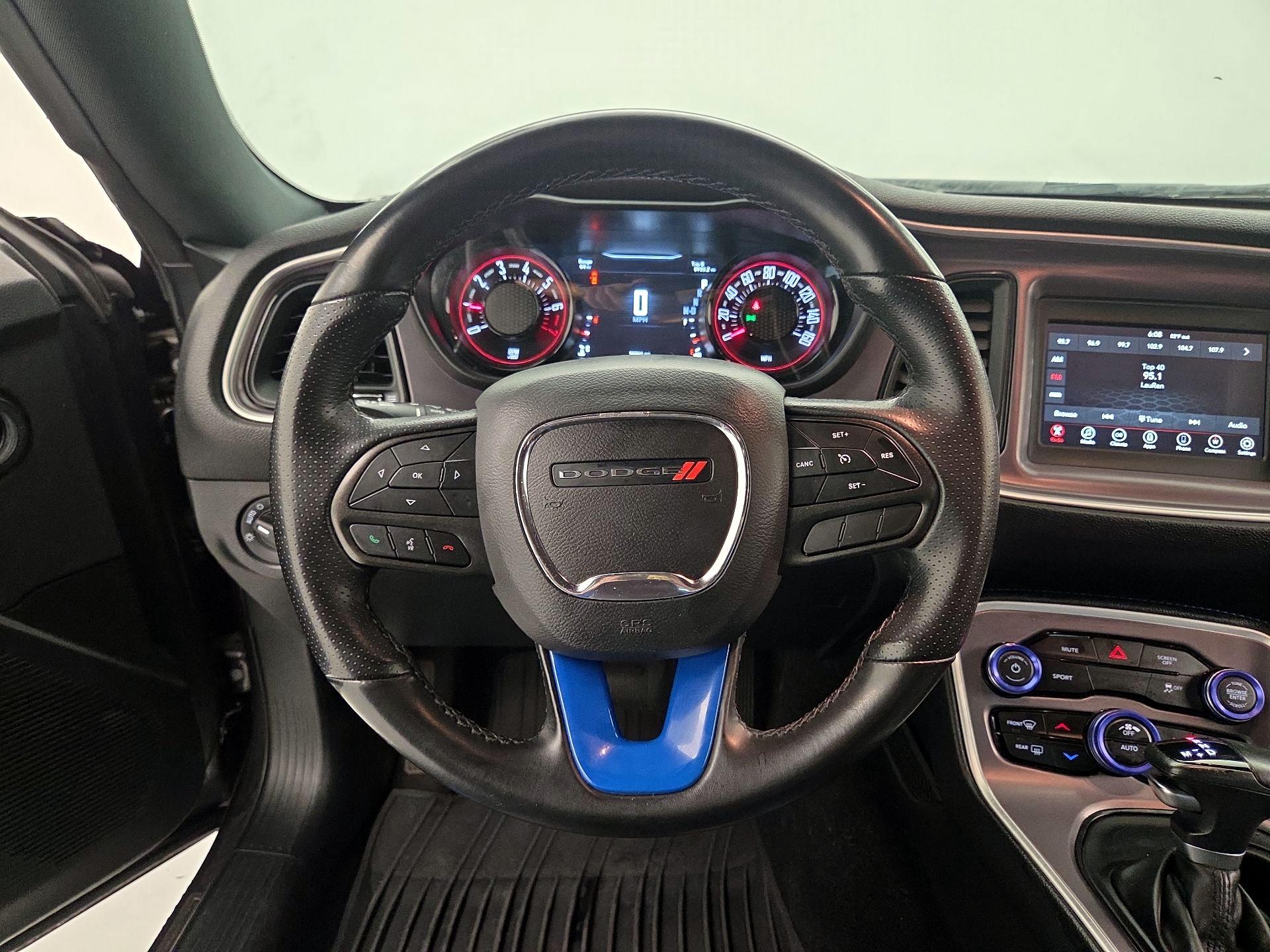 Thumbnail: 2022 Dodge Challenger - 10