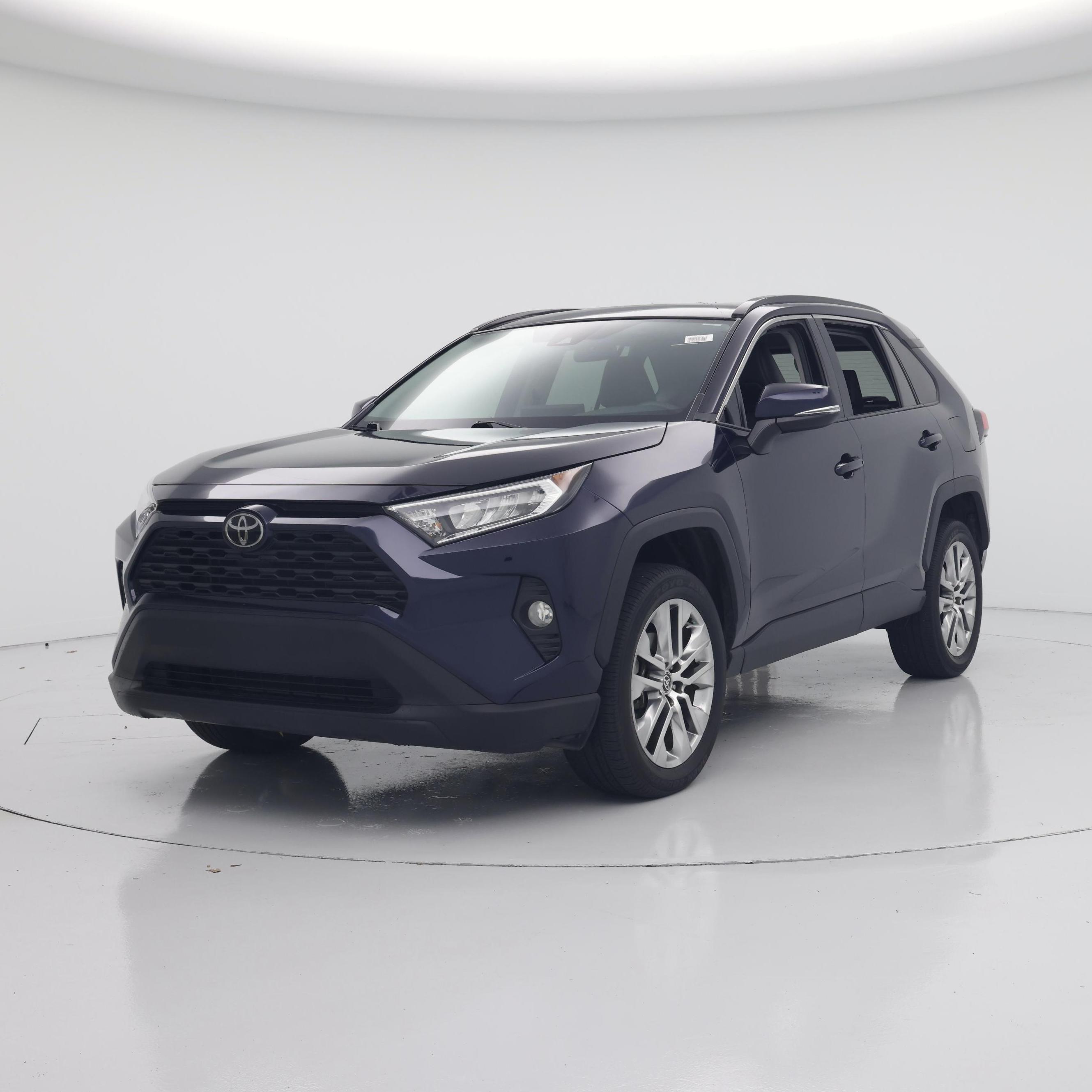 Thumbnail: 2021 Toyota RAV4 - 4