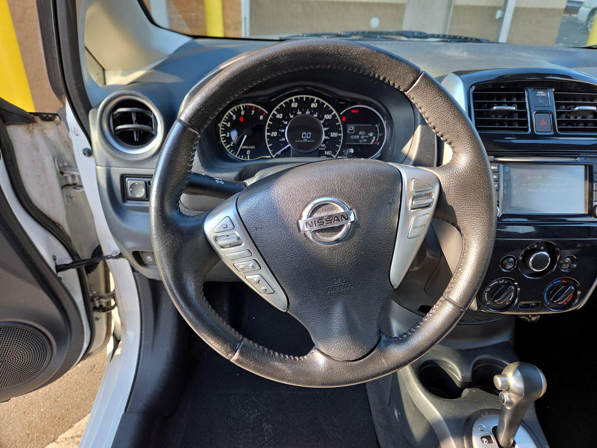 Thumbnail: 2015 Nissan Versa Note - 10