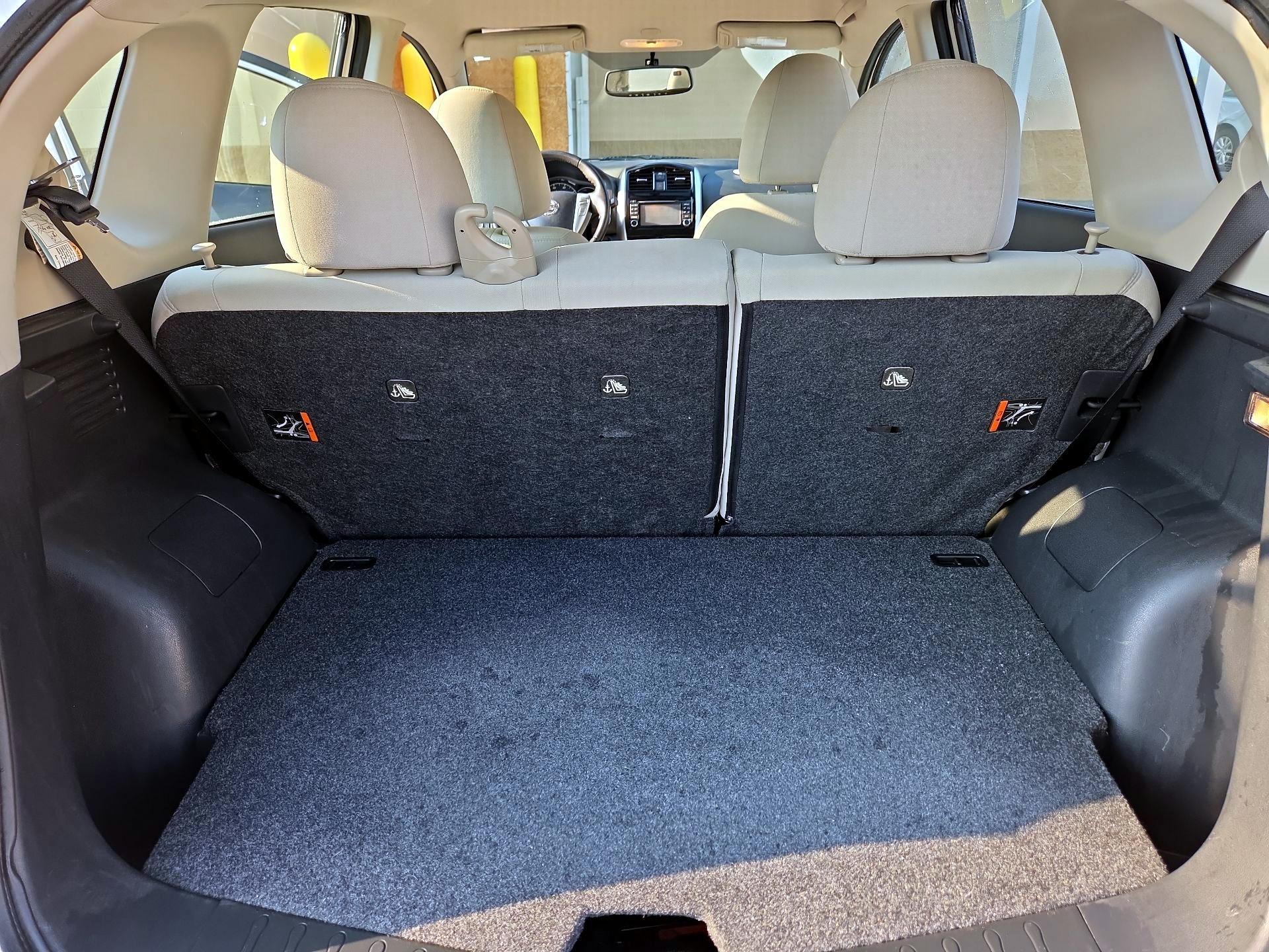 Thumbnail: 2015 Nissan Versa Note - 20