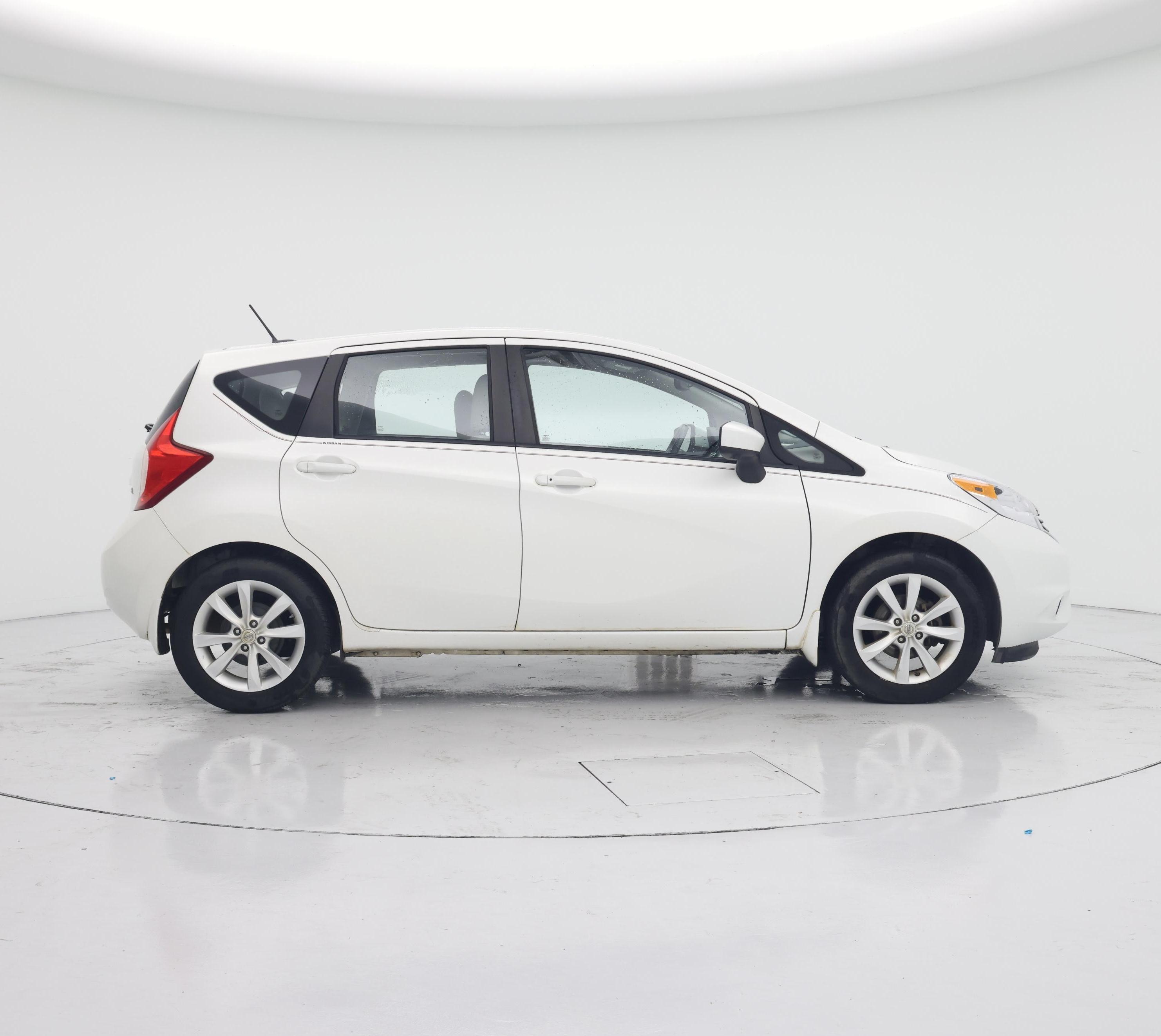 Thumbnail: 2015 Nissan Versa Note - 7