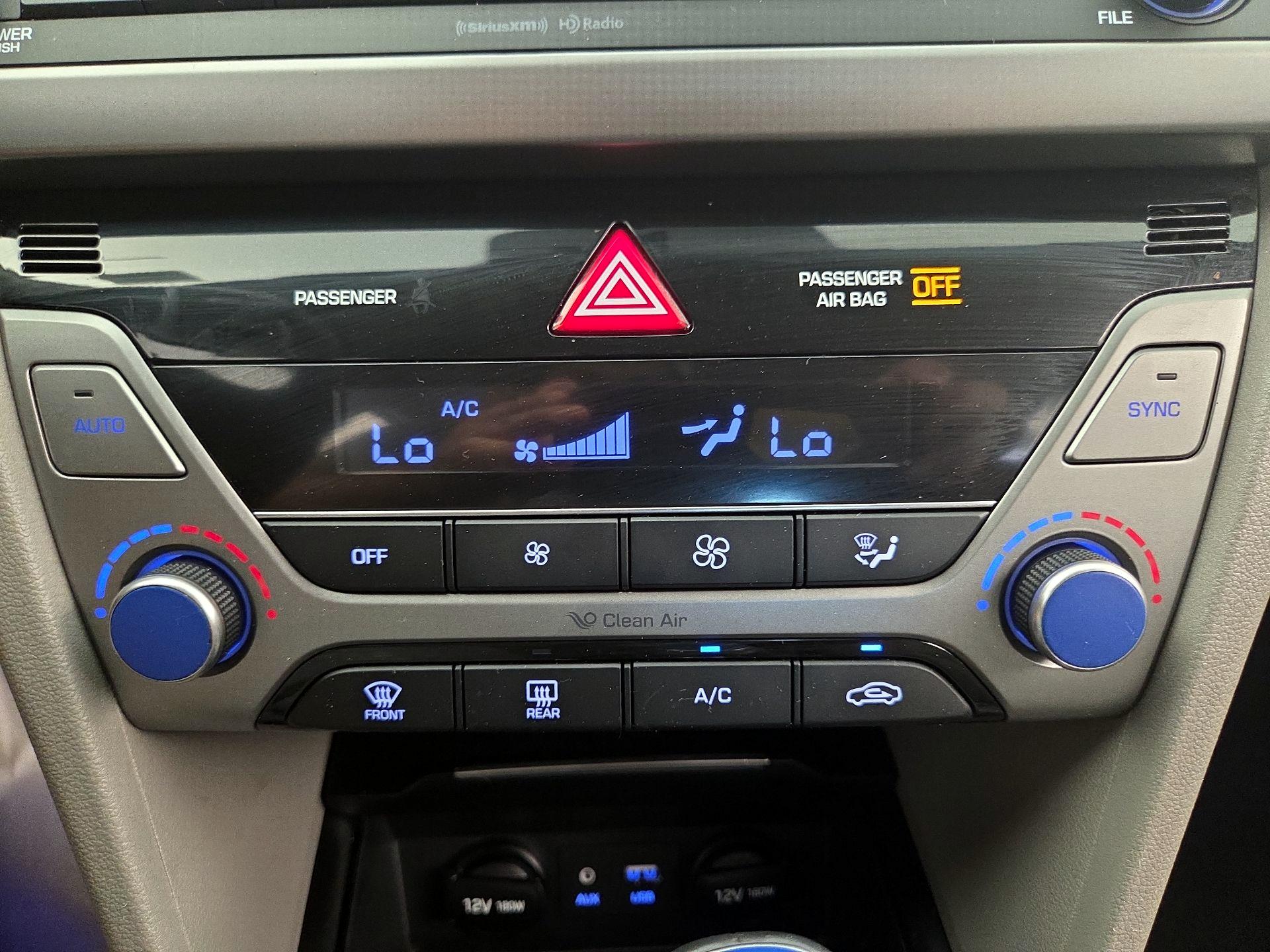 Thumbnail: 2018 Hyundai Elantra - 16