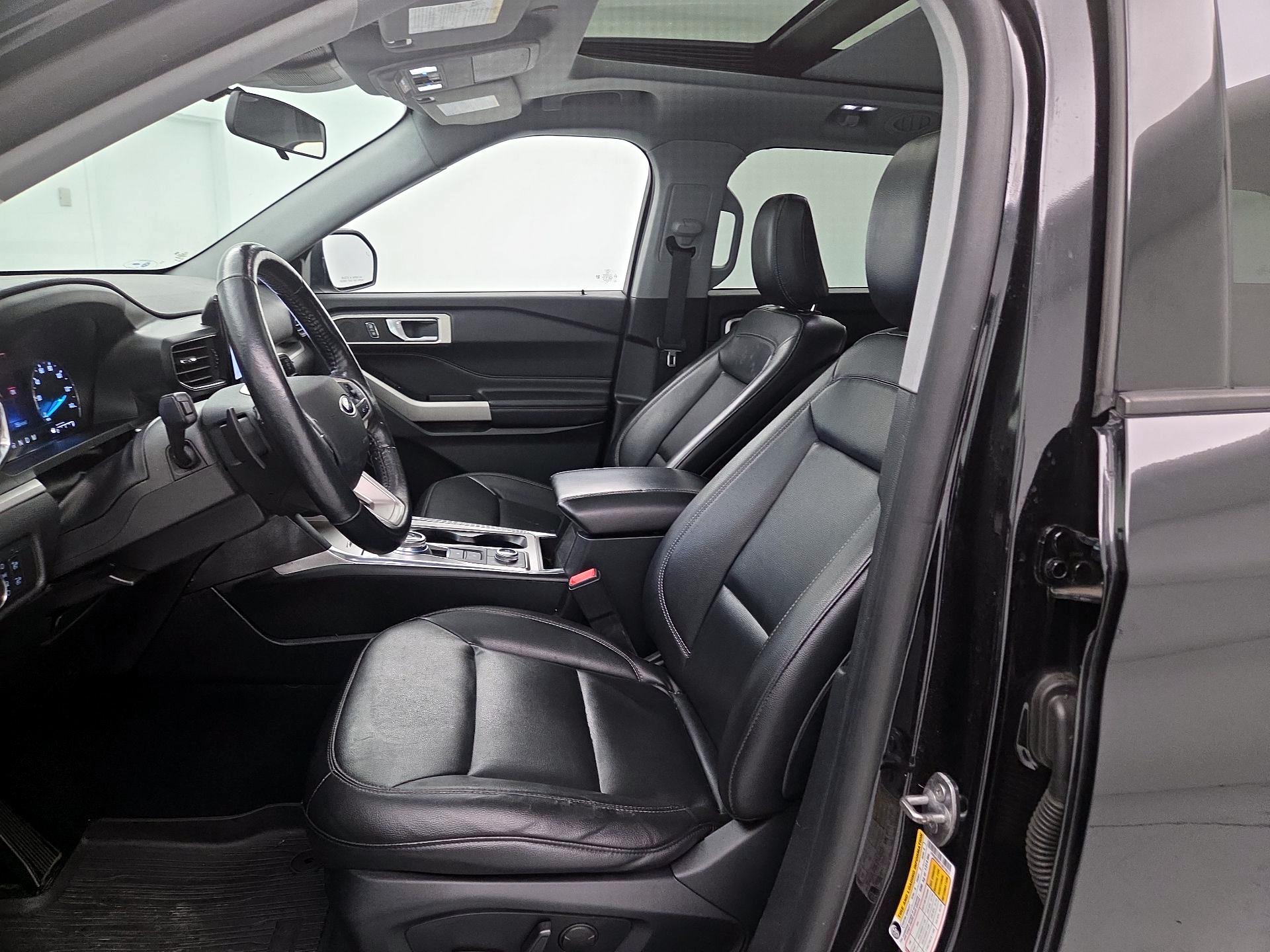 Thumbnail: 2020 Ford Explorer - 11