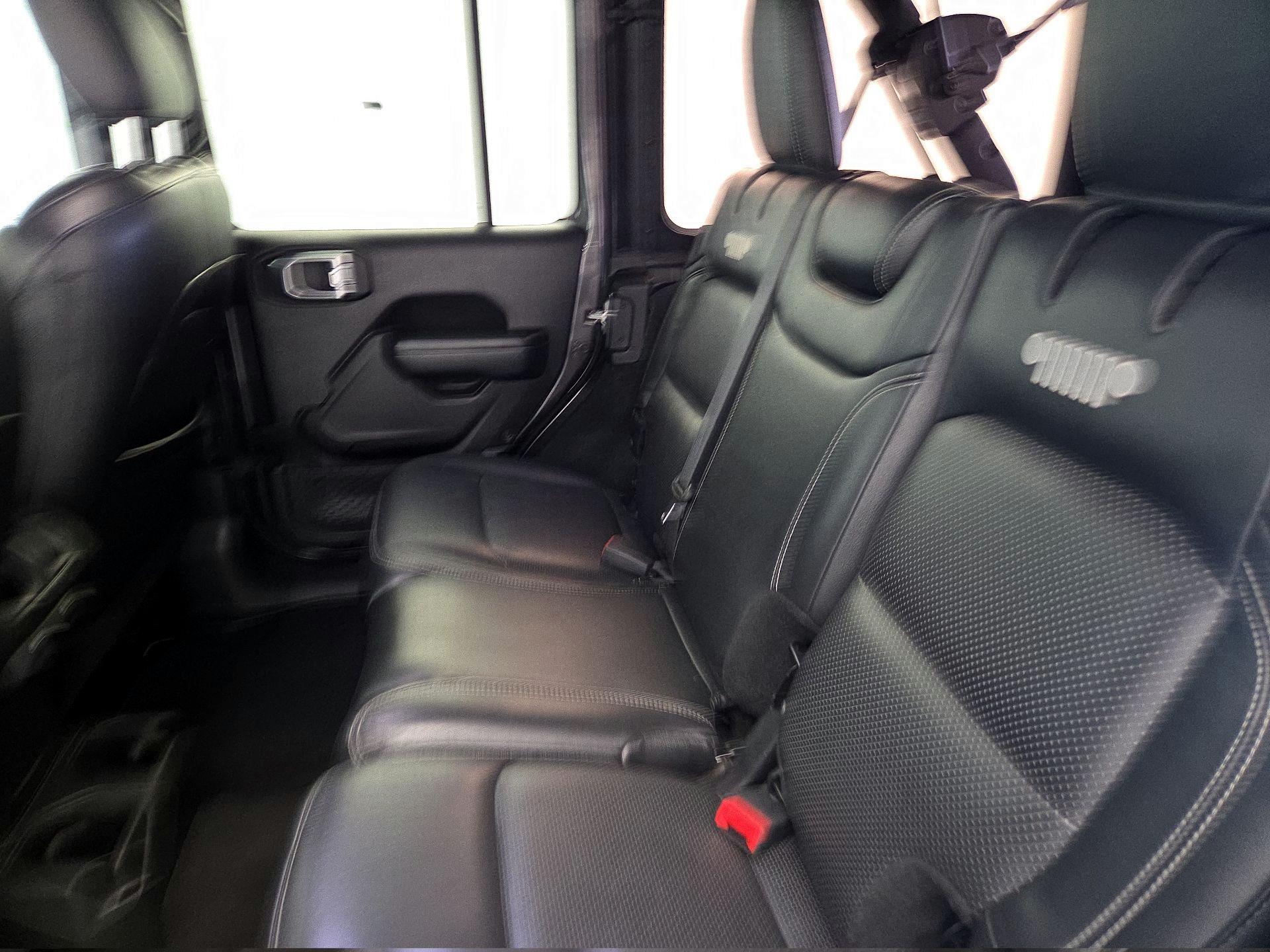 Thumbnail: 2021 Jeep Wrangler - 19