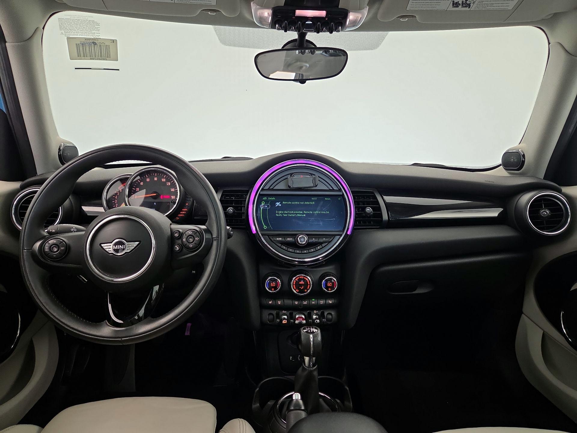 Thumbnail: 2016 MINI Cooper Hardtop - 9