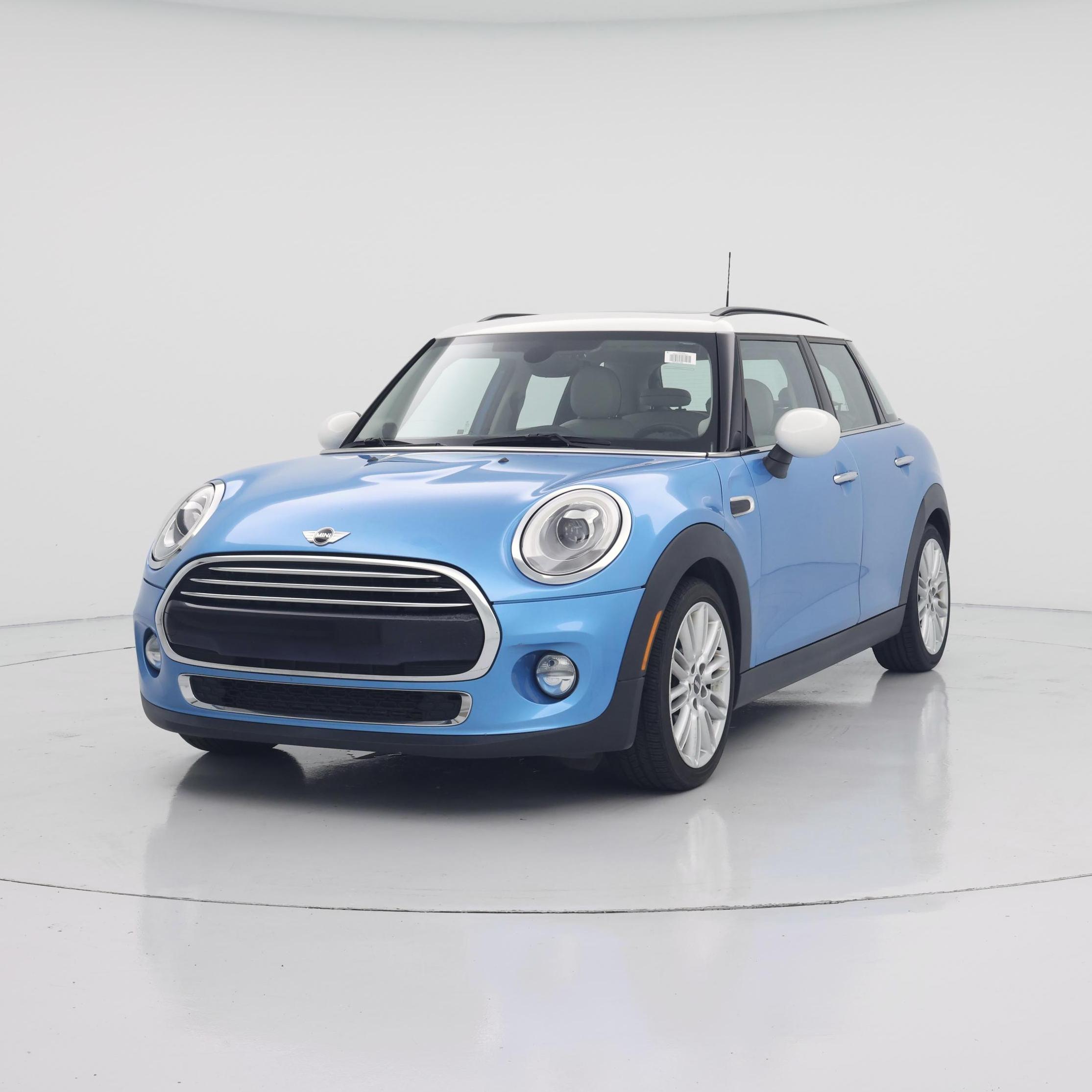 Thumbnail: 2016 MINI Cooper Hardtop - 4