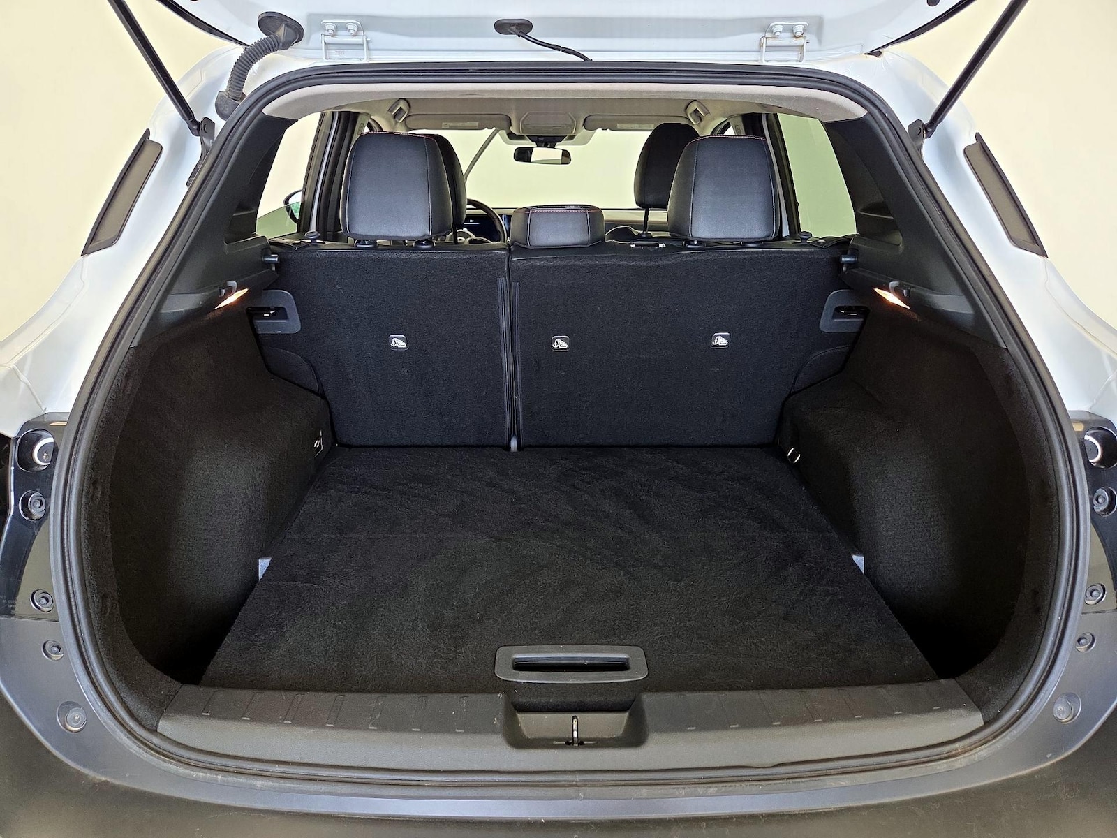 2025 Nissan Kicks SR - Photo 21