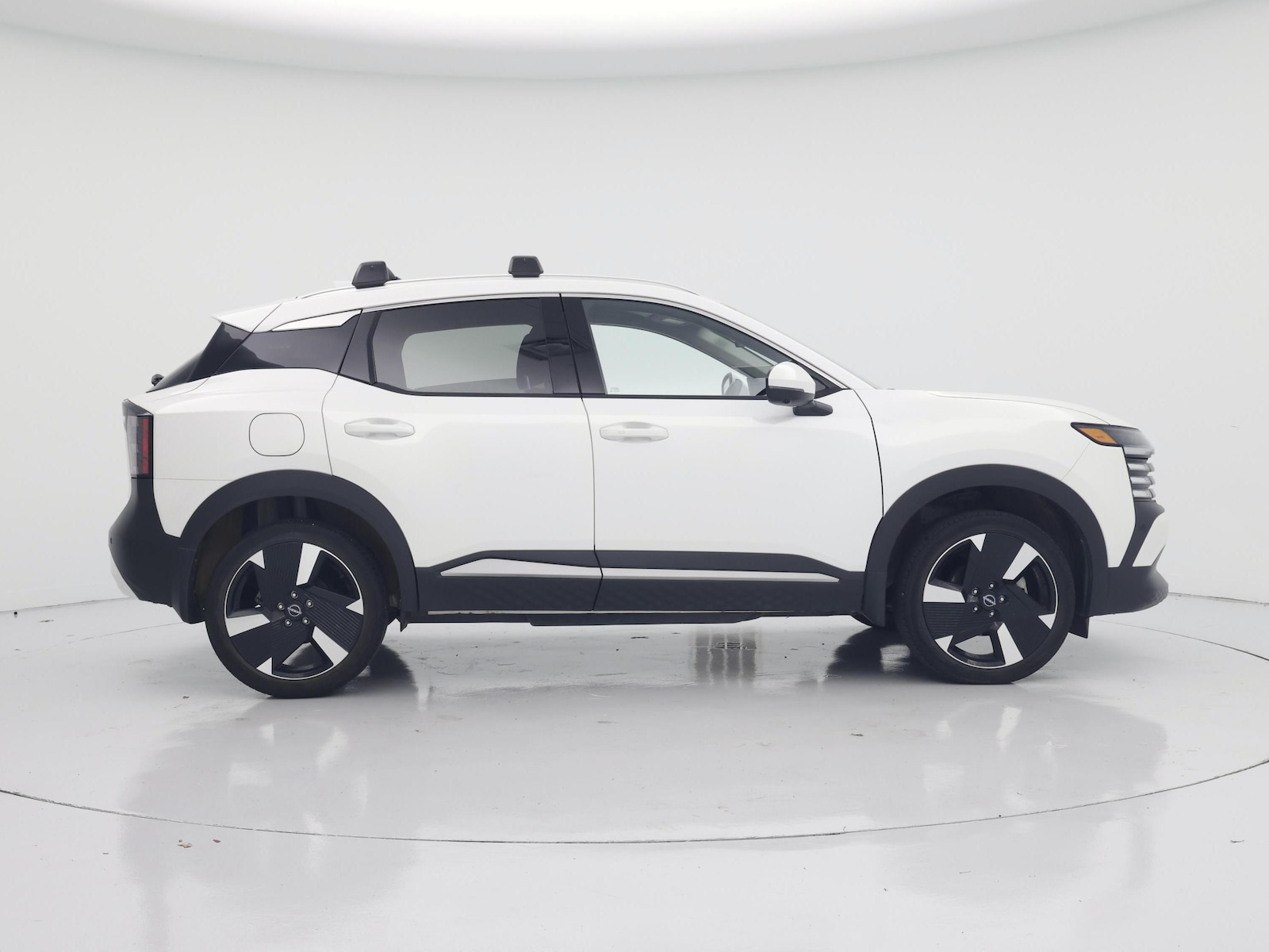 2025 Nissan Kicks SR - Photo 8