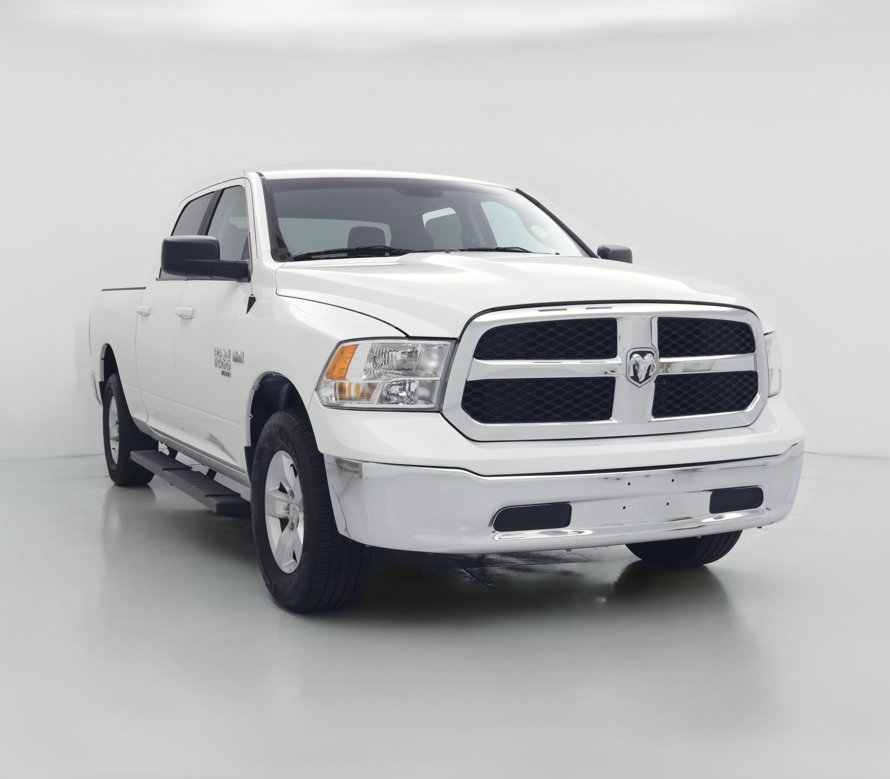 Thumbnail: 2021 RAM 1500 Classic - 1