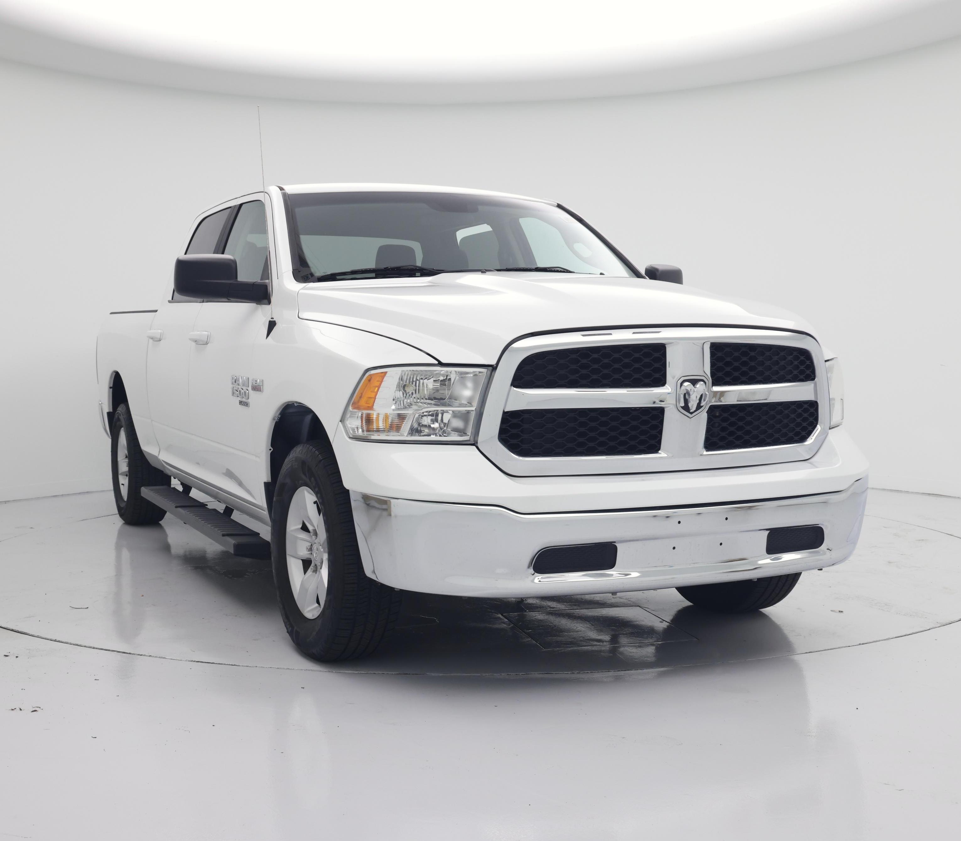 White 2021 RAM 1500 Classic SLT Crew Cab 4WD Pickup Truck Four-Wheel Drive Automatic