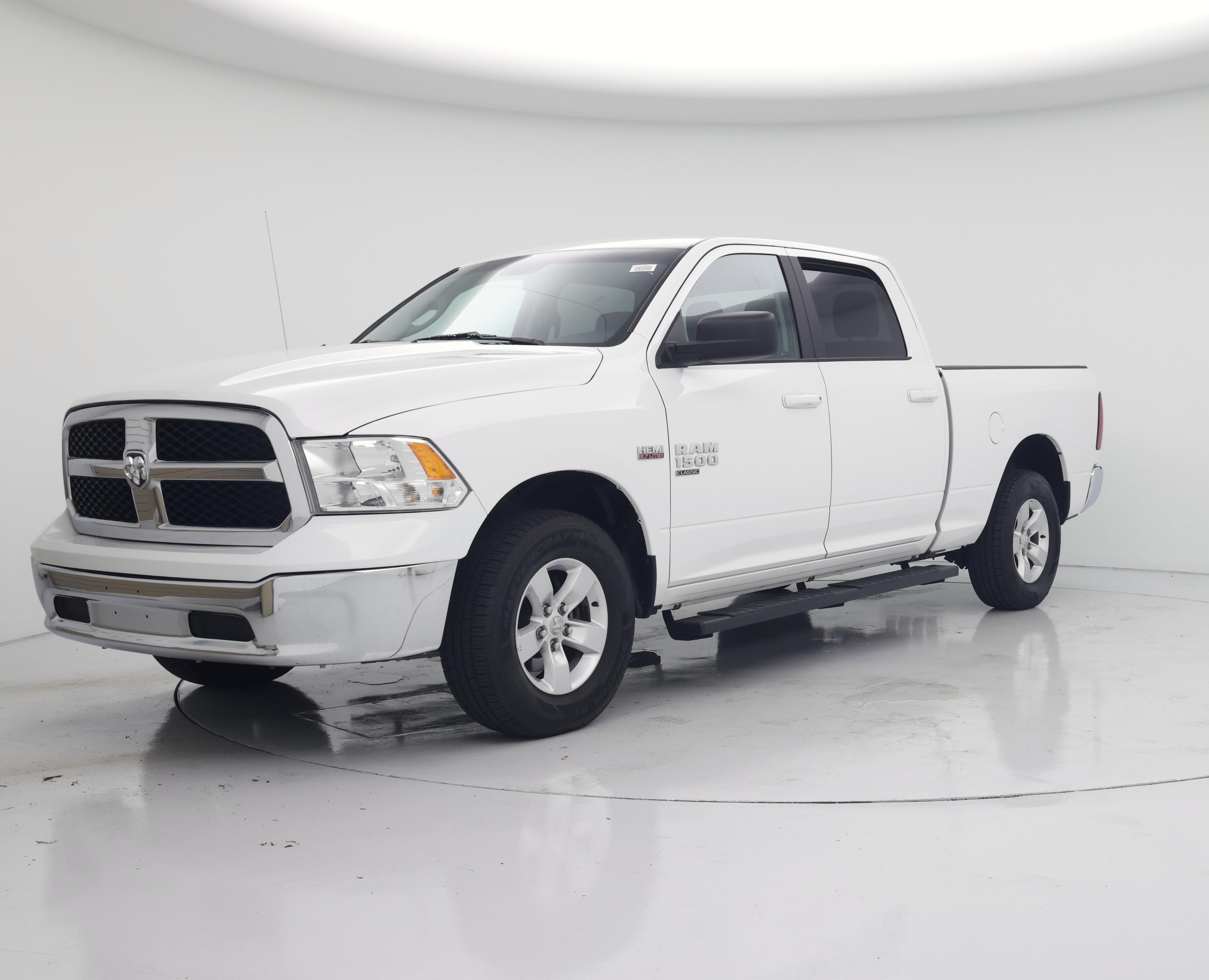 Thumbnail: 2021 RAM 1500 Classic - 4