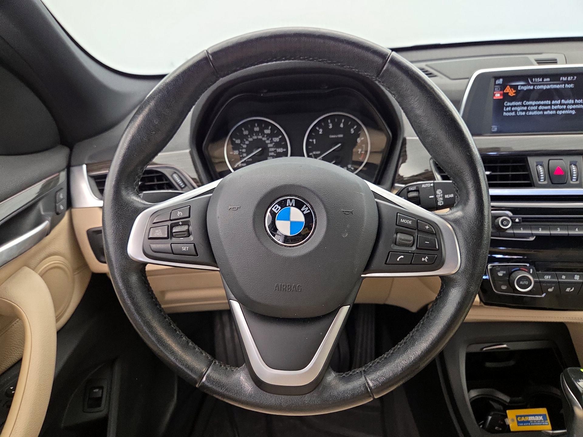 Thumbnail: 2017 BMW X1 - 10