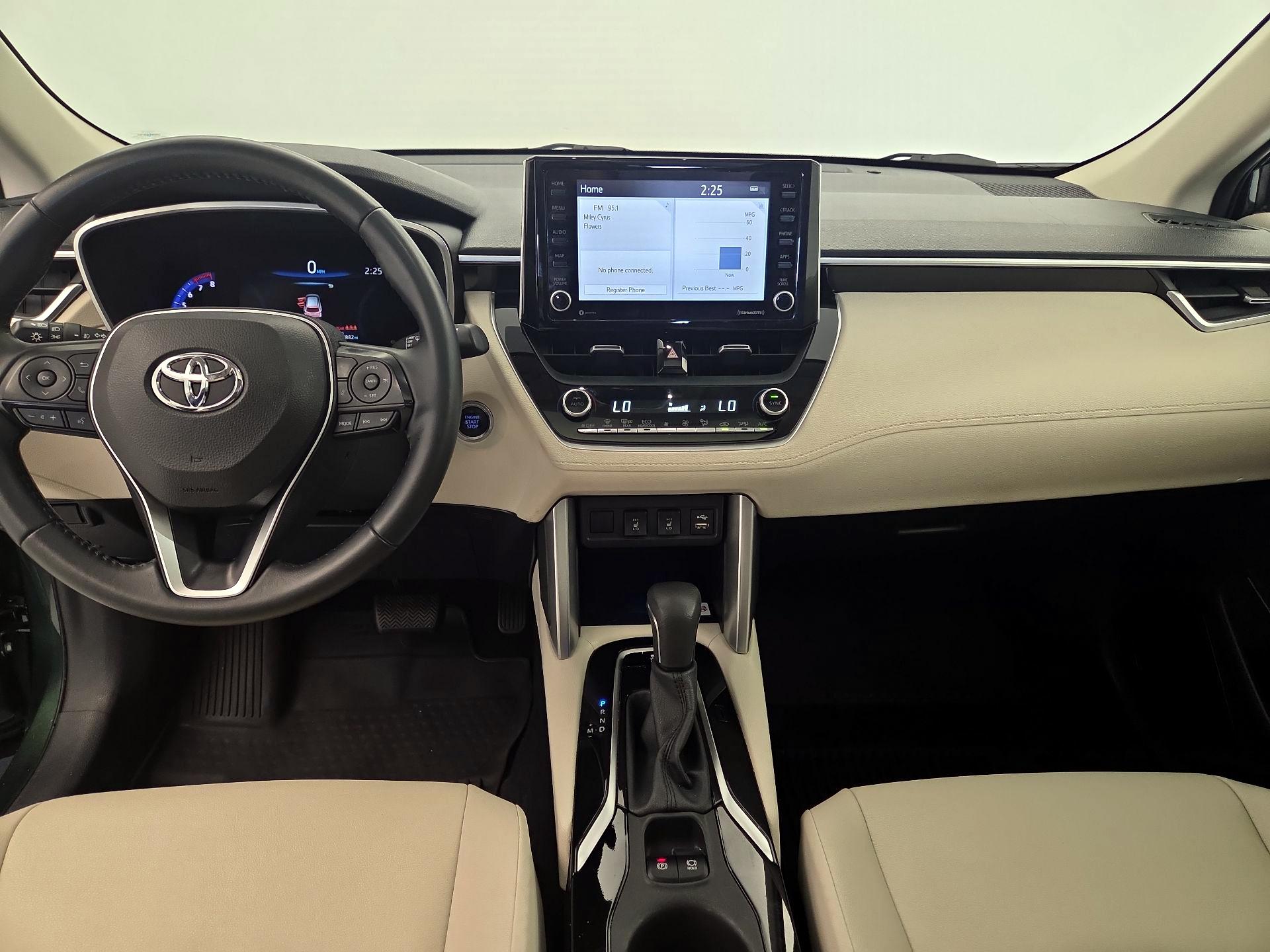 Thumbnail: 2022 Toyota Corolla Cross - 9