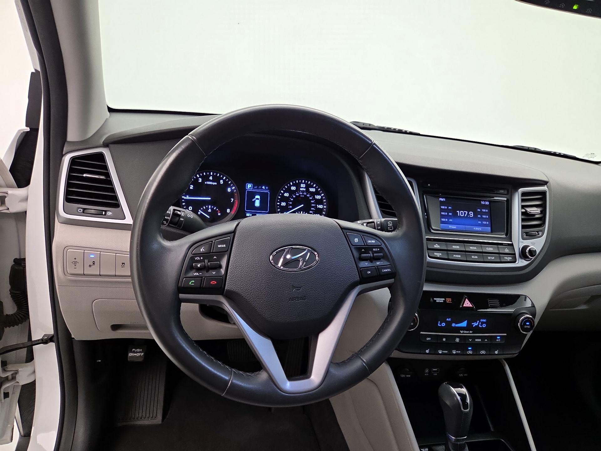 Thumbnail: 2017 Hyundai Tucson - 10