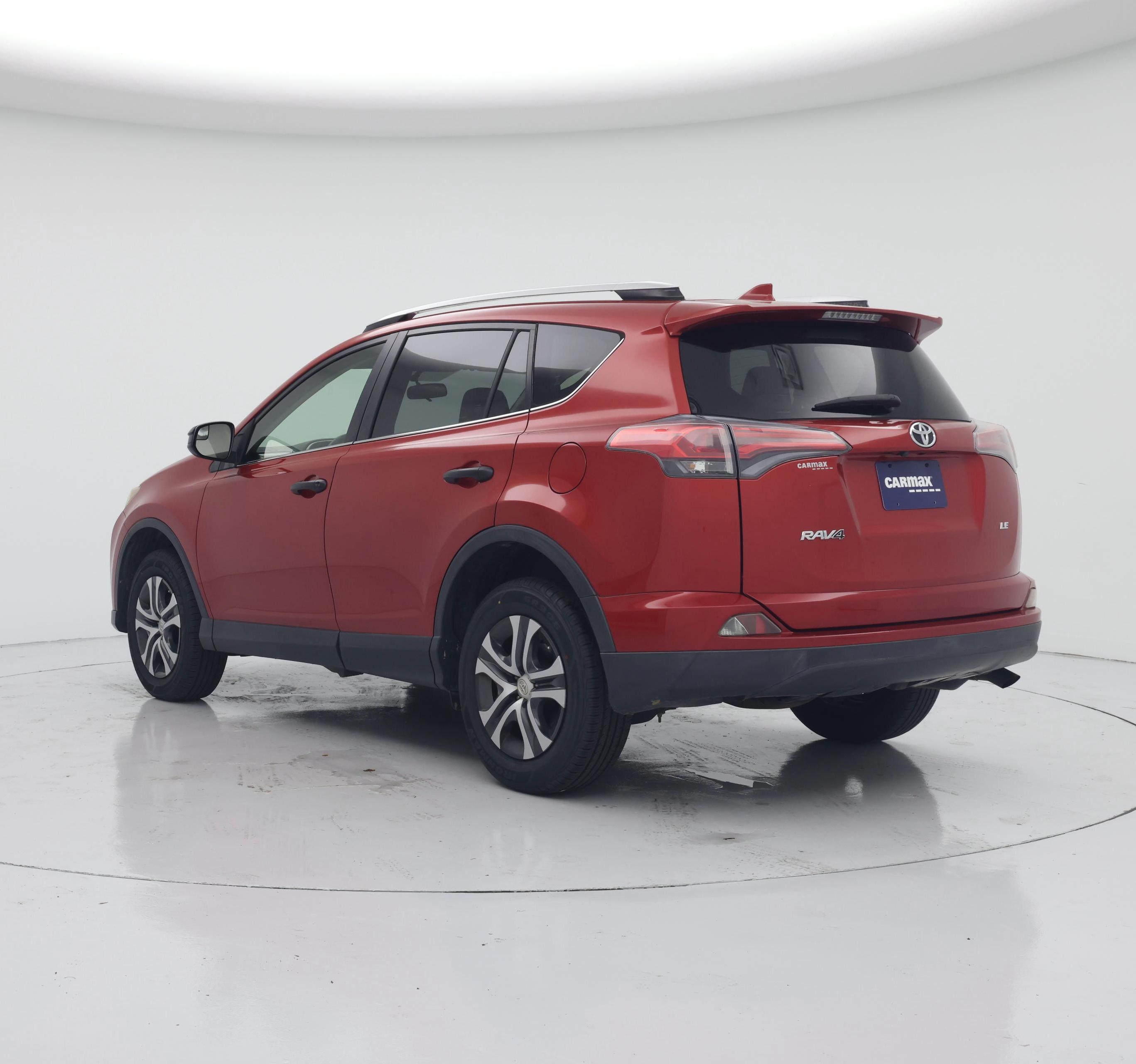 Thumbnail: 2016 Toyota RAV4 - 2