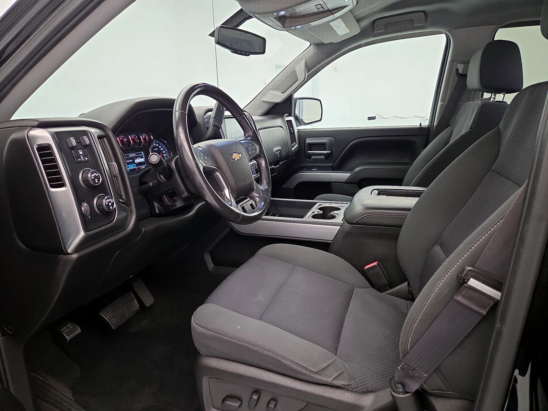 Thumbnail: 2017 Chevrolet Silverado 1500 - 11