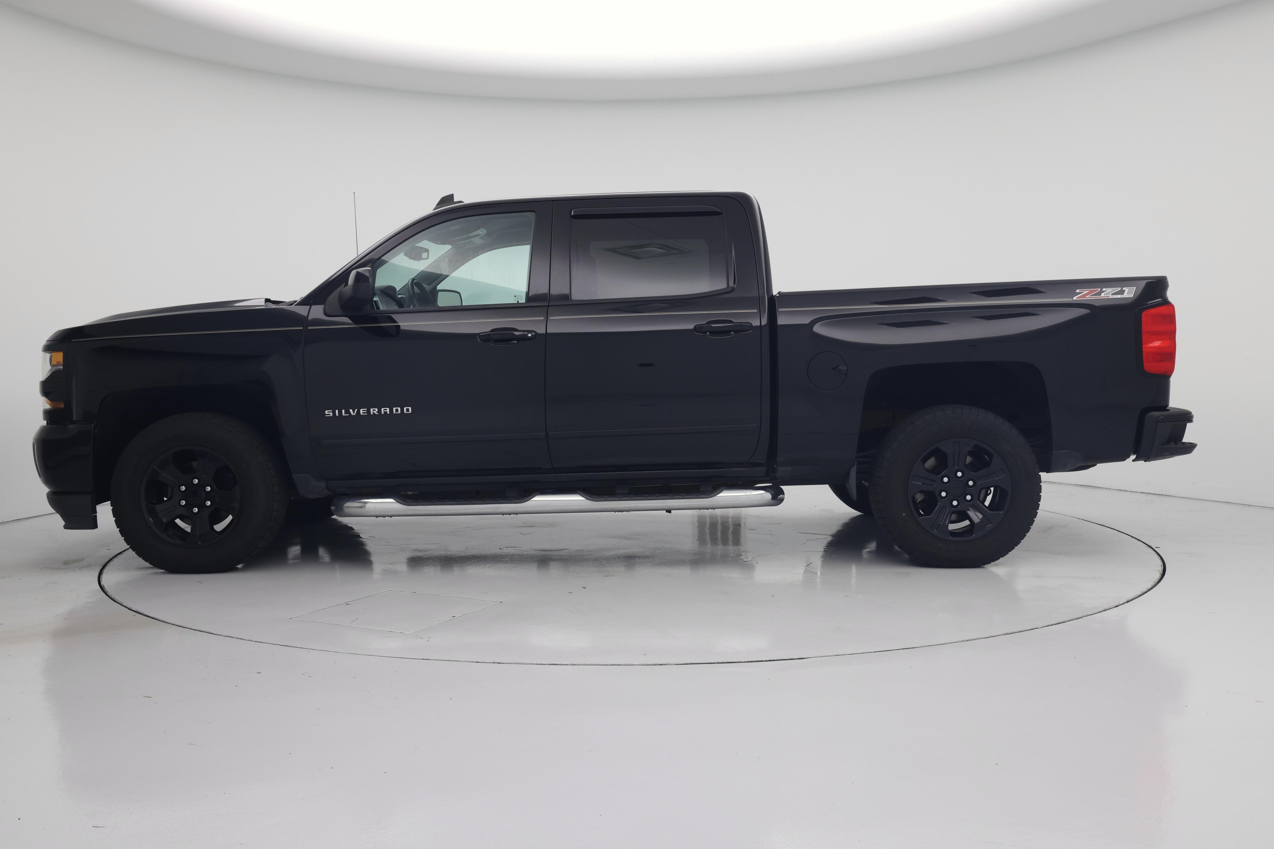 Thumbnail: 2017 Chevrolet Silverado 1500 - 3