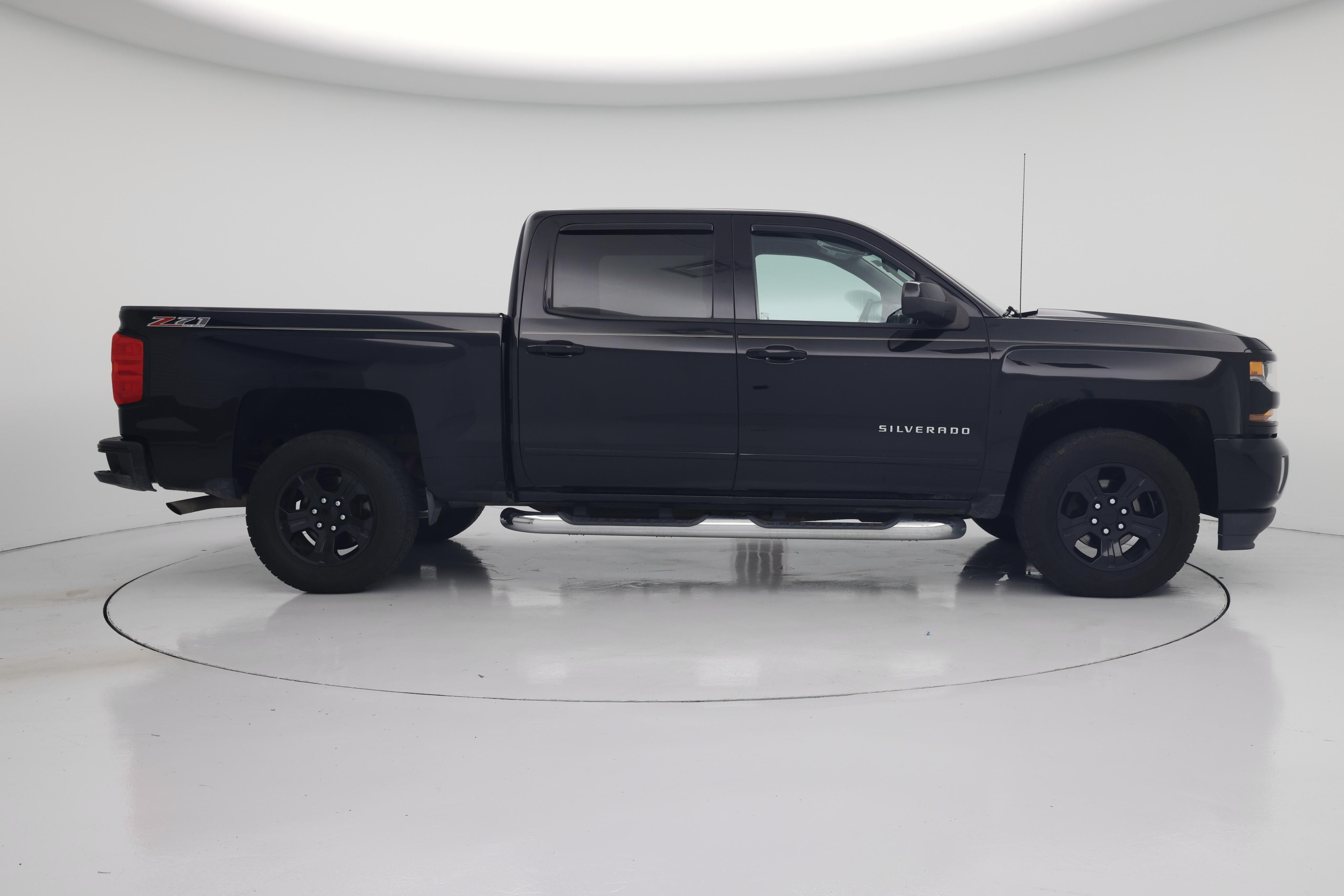 Thumbnail: 2017 Chevrolet Silverado 1500 - 7