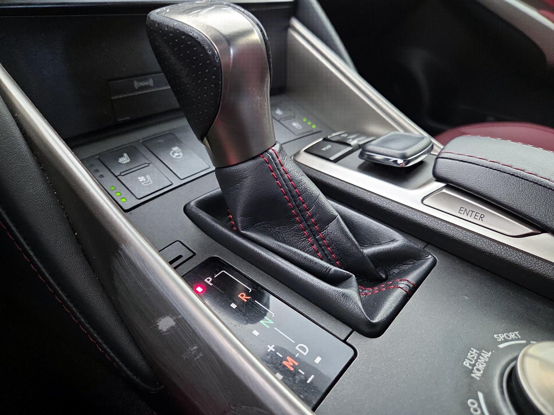 Thumbnail: 2018 Lexus IS - 18