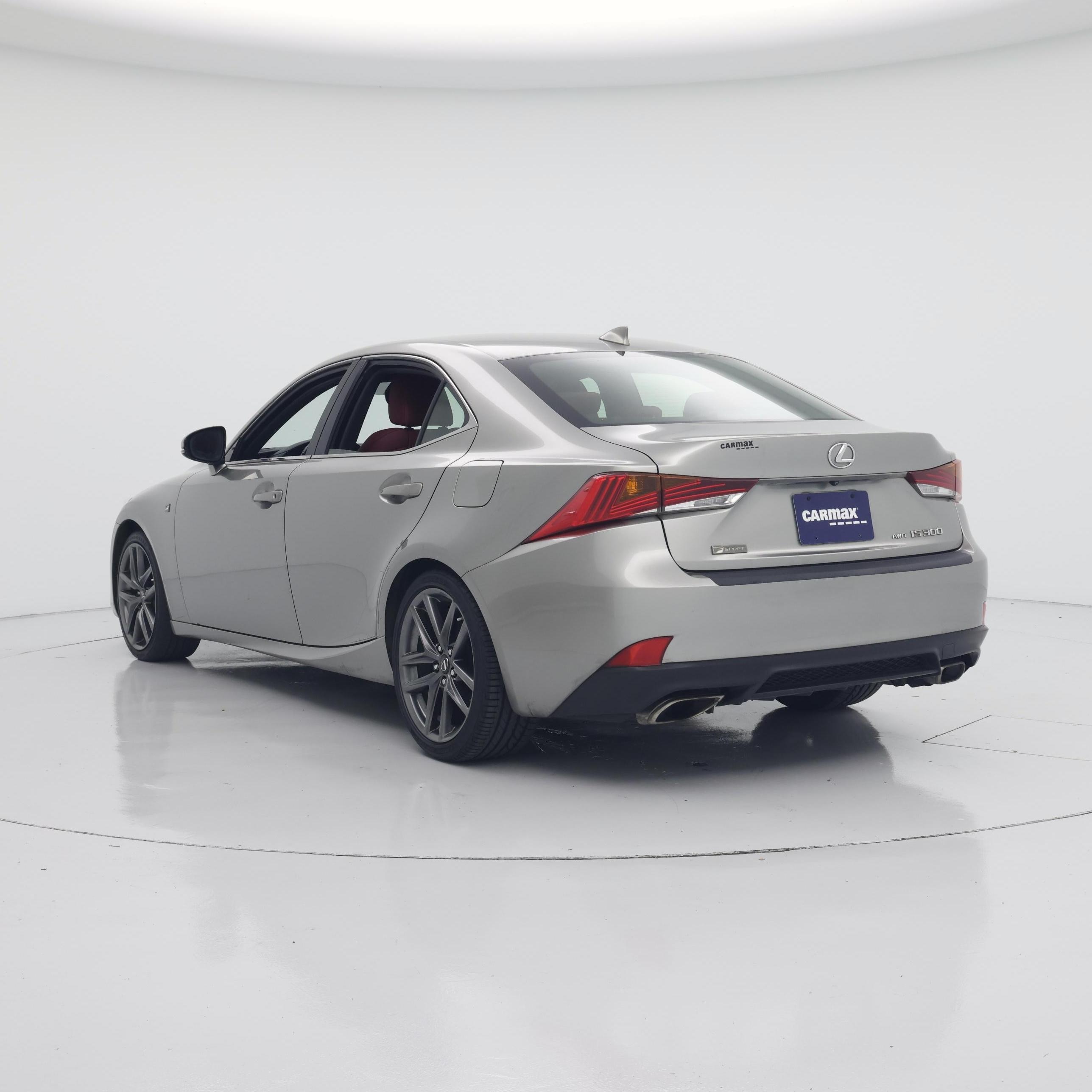 Thumbnail: 2018 Lexus IS - 2