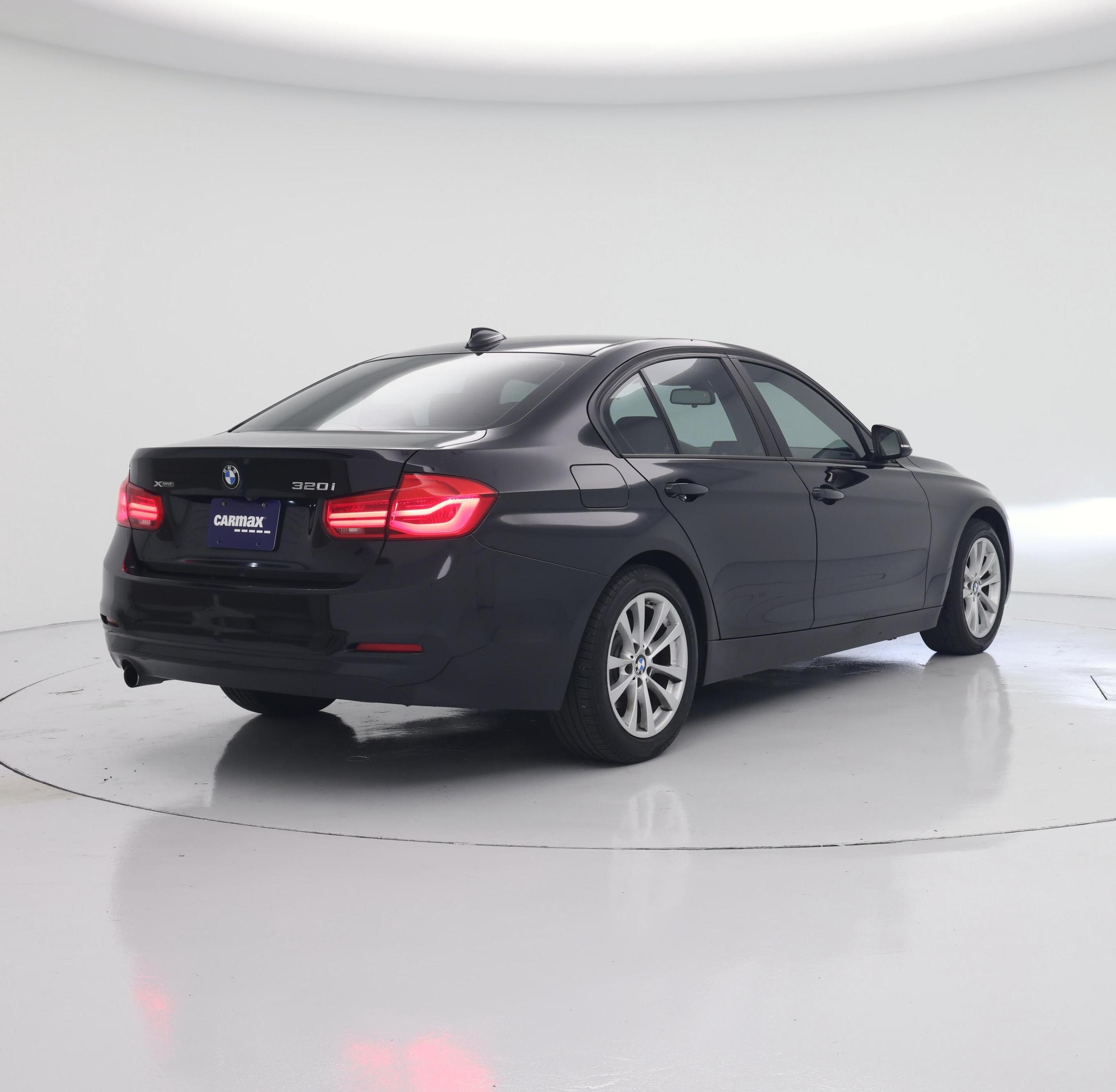 Thumbnail: 2018 BMW 3 Series - 8