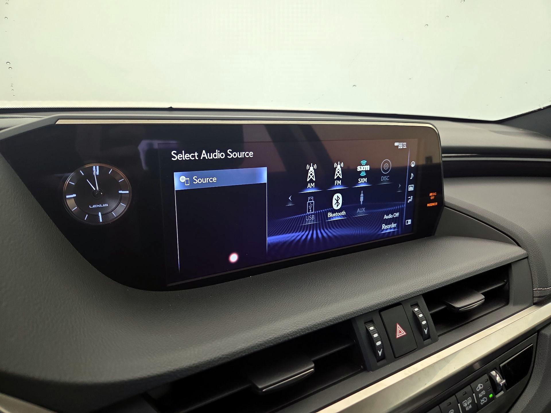 Thumbnail: 2019 Lexus ES - 15