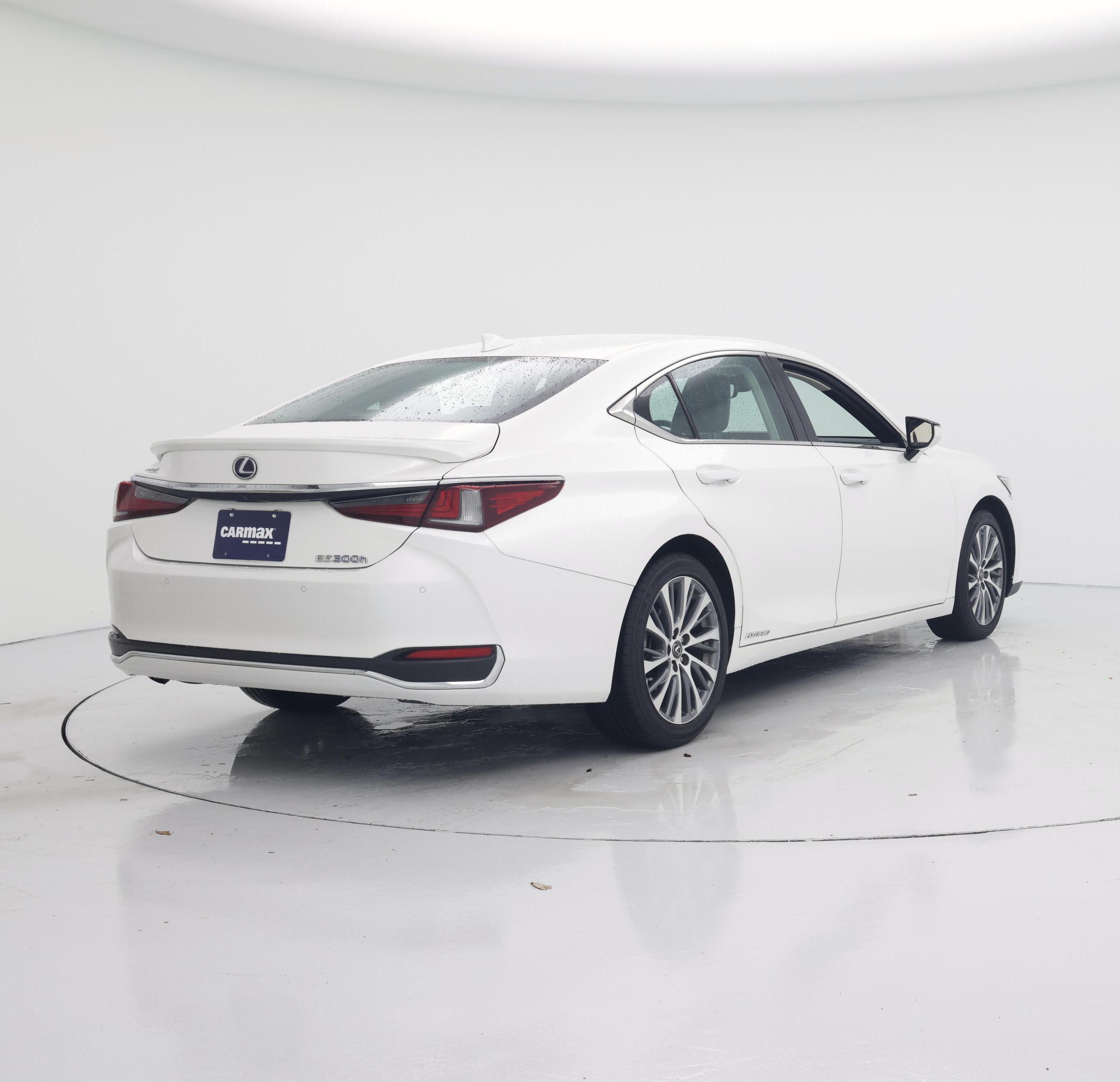 Thumbnail: 2019 Lexus ES - 8