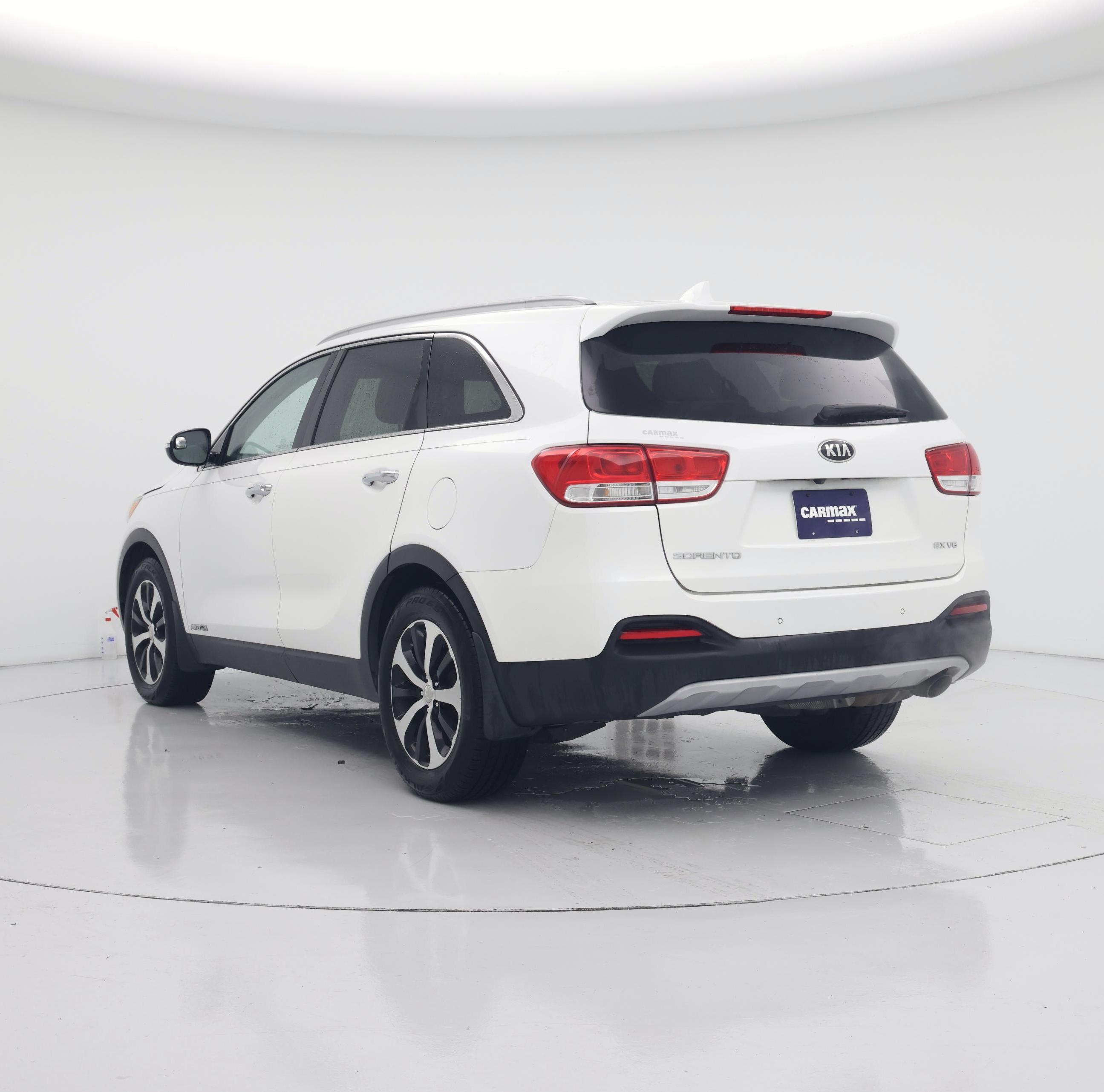 Thumbnail: 2016 Kia Sorento - 2