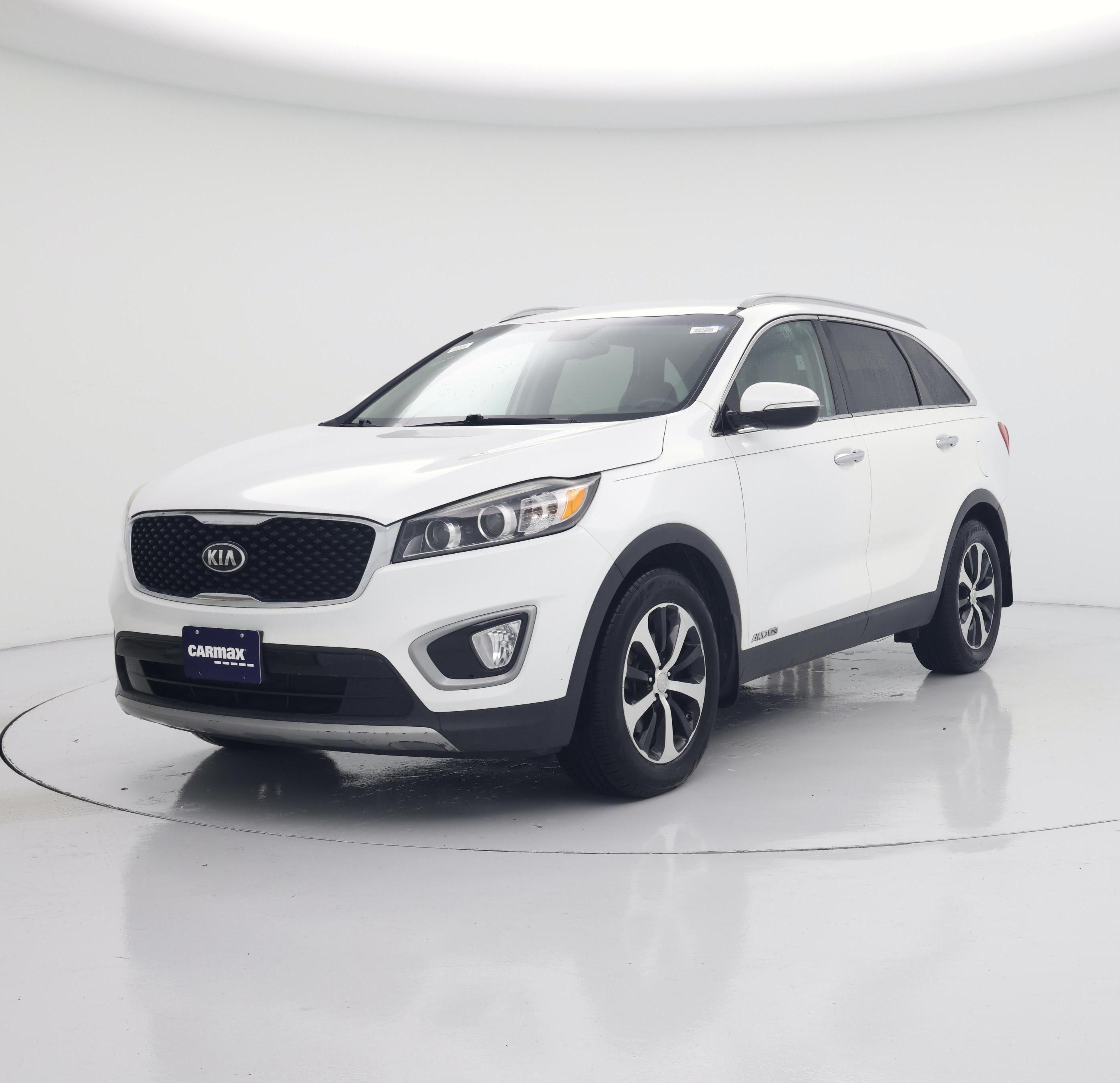 Thumbnail: 2016 Kia Sorento - 4