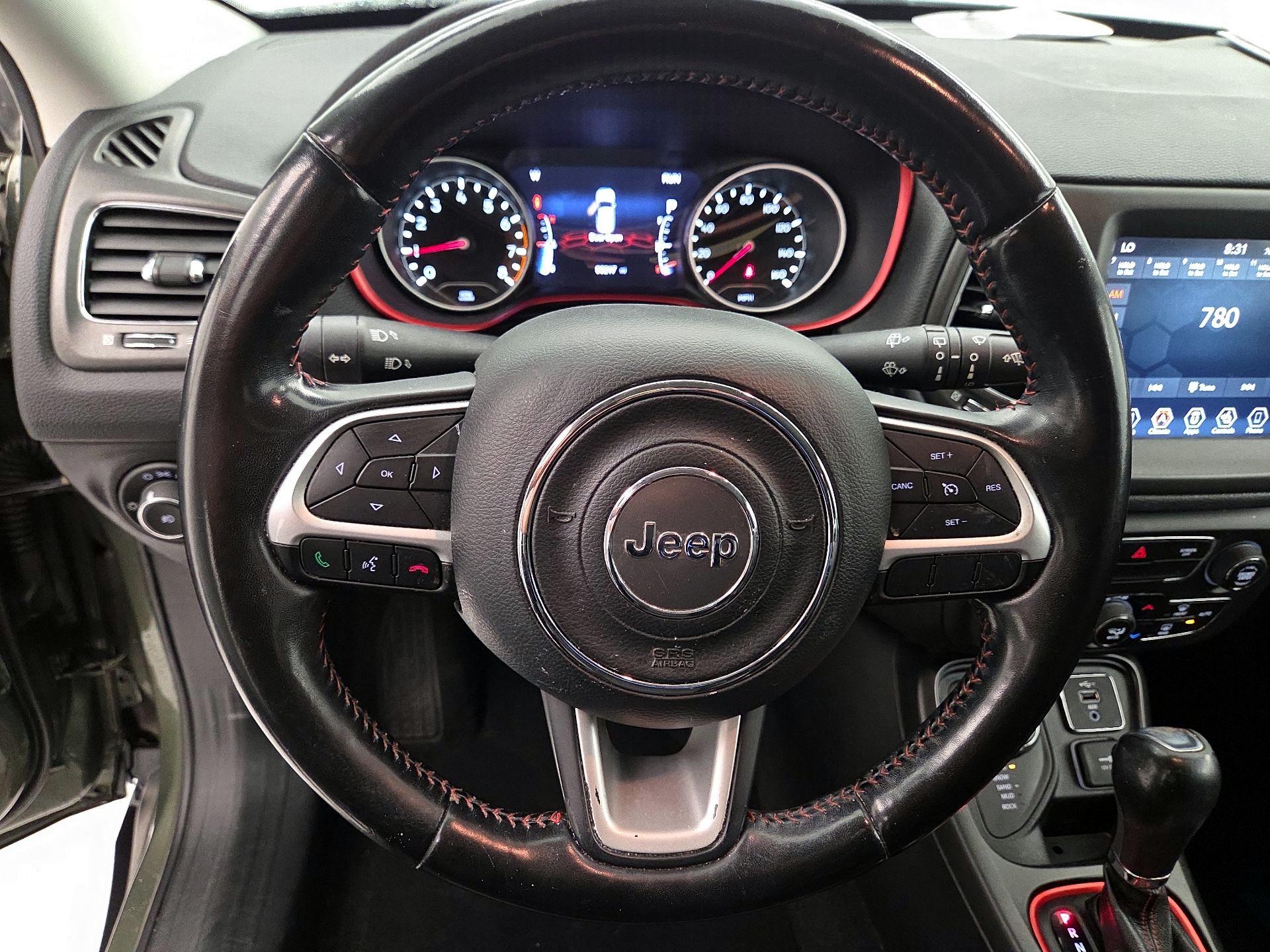 Thumbnail: 2020 Jeep Compass - 10